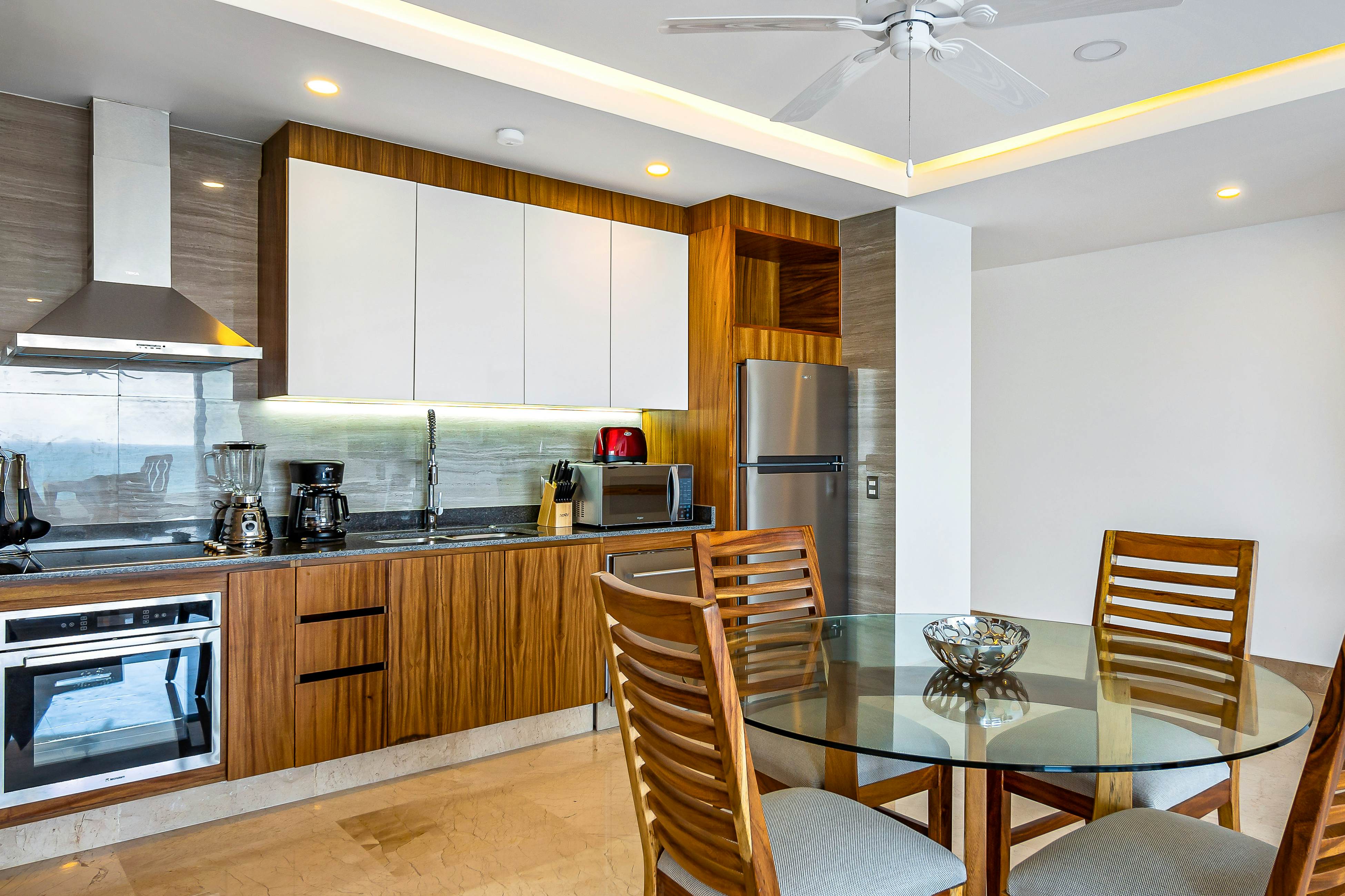 Blue Horizon 801 at Residences