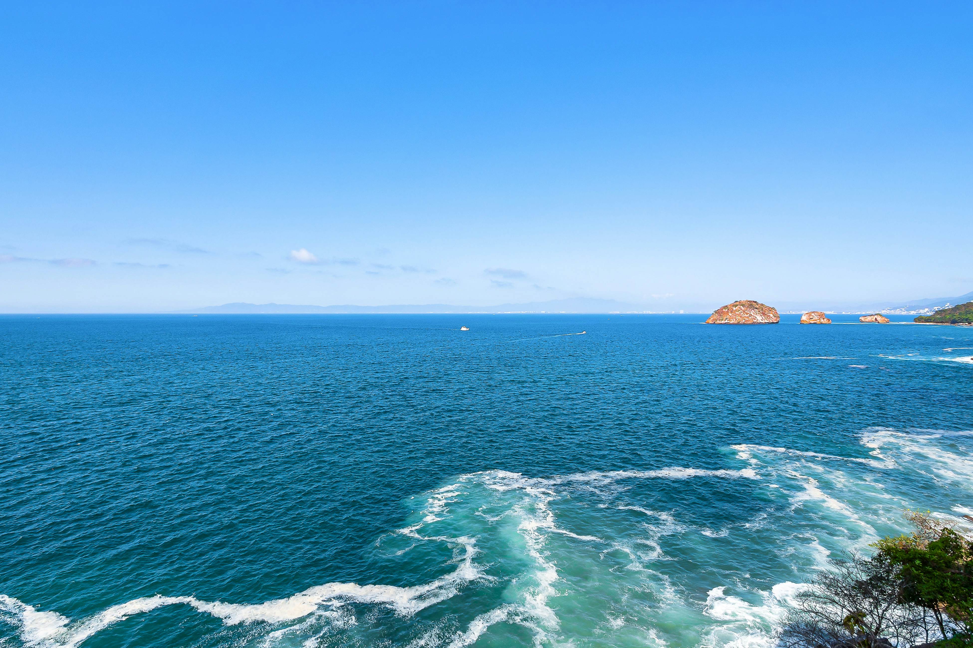 Blue Horizon 801 at Residences