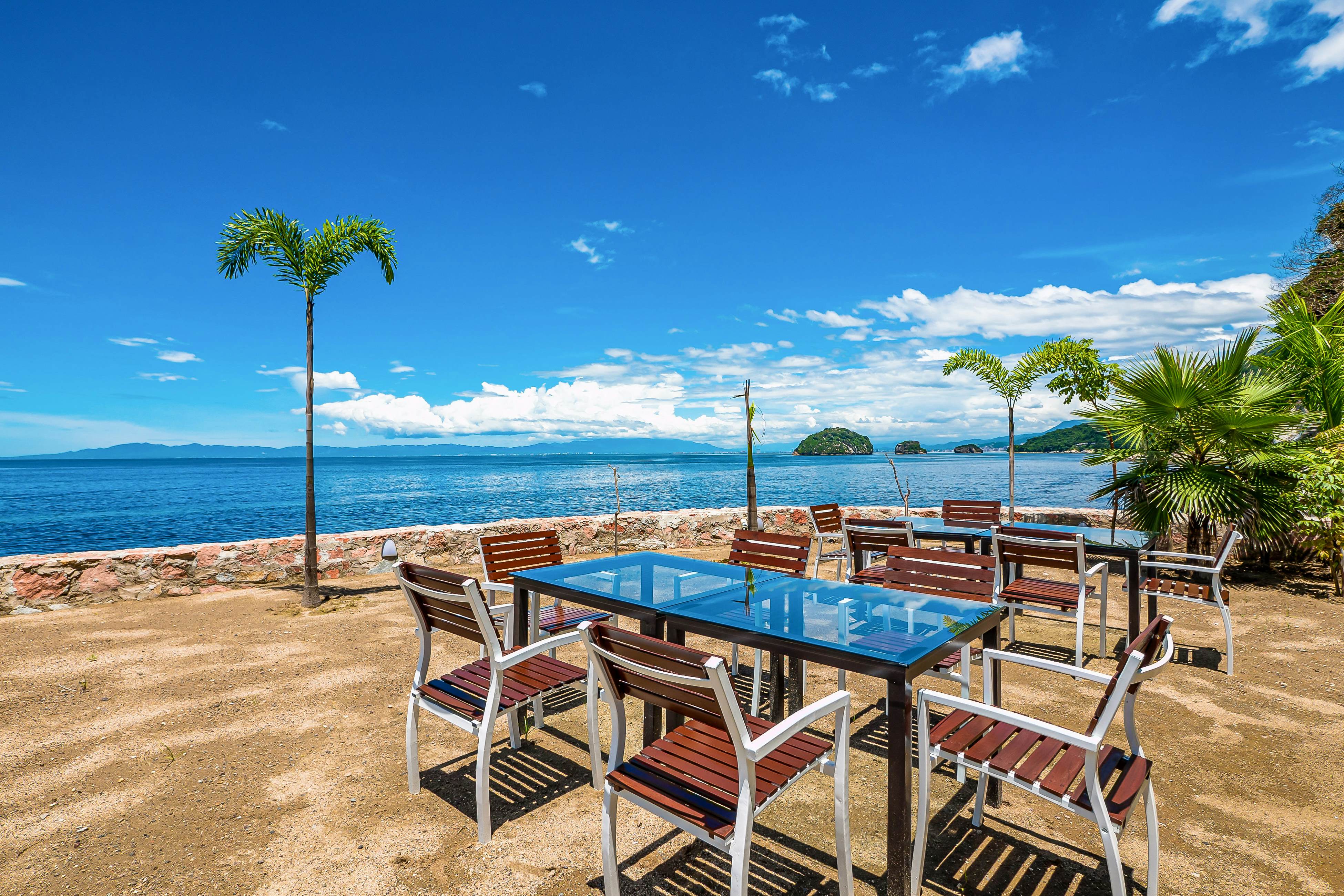 Blue Horizon 801 at Residences