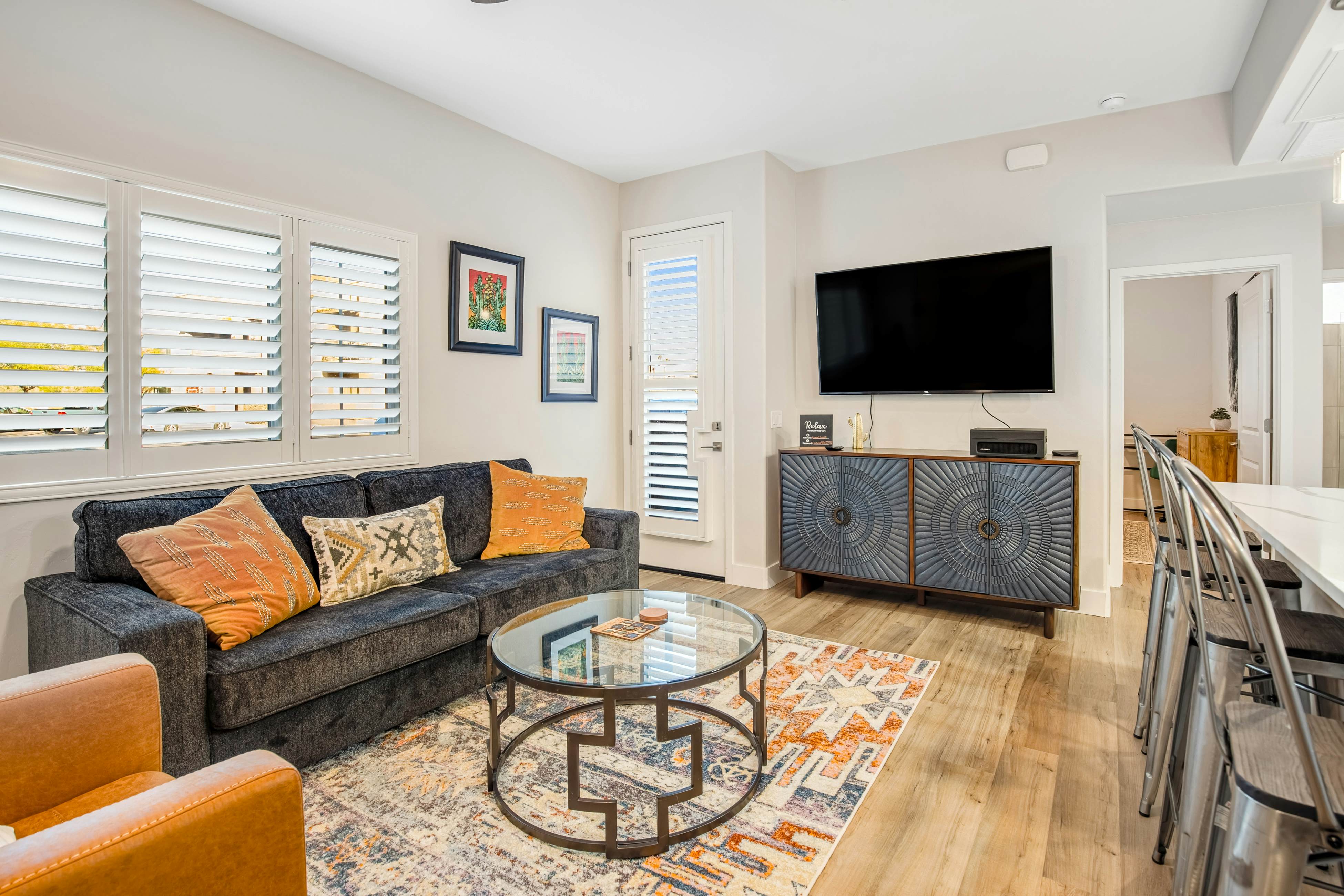 Placita Escondida 103