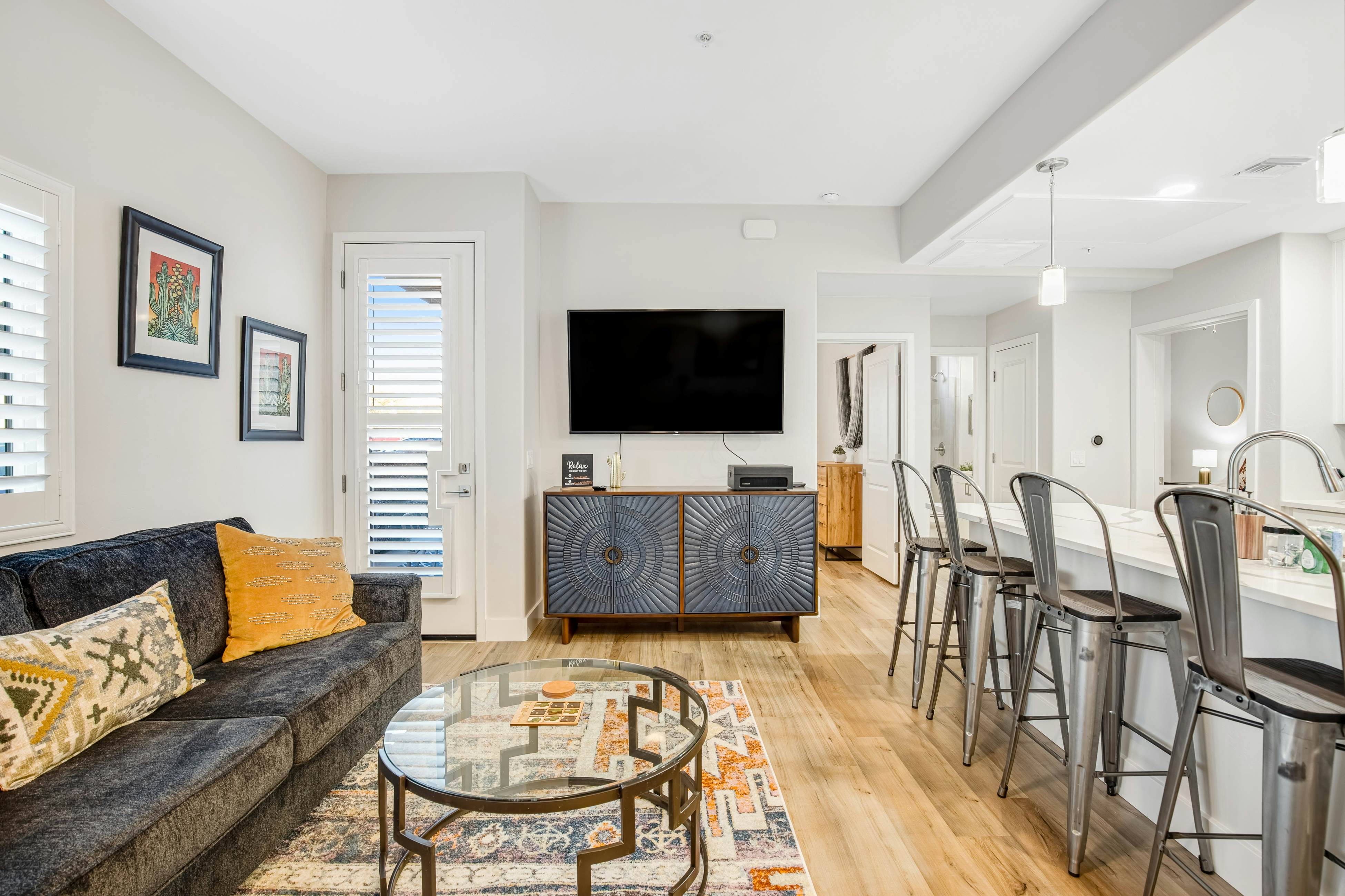 Placita Escondida 103