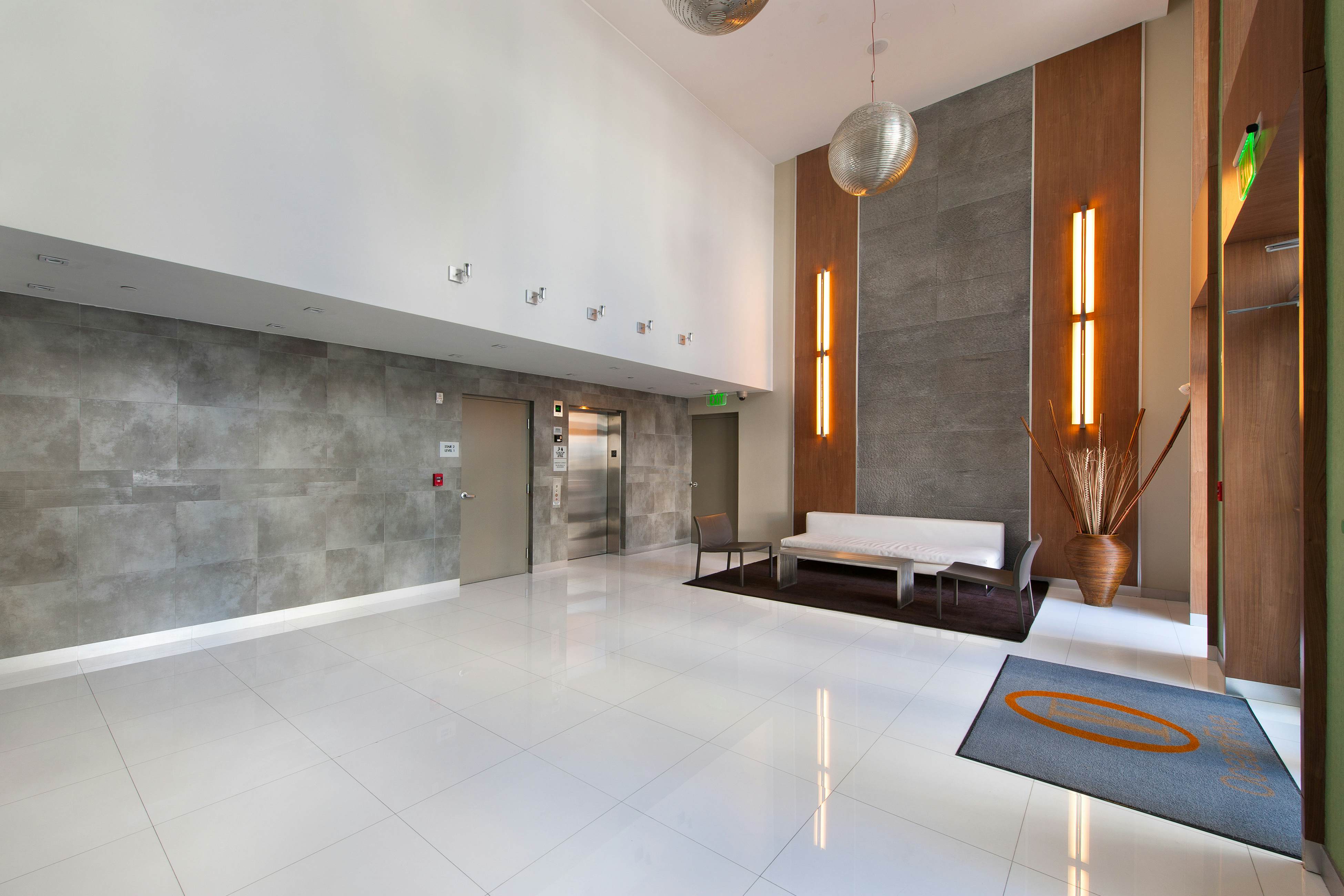 Modern Ocean Drive Condo in the Heart of Sobe