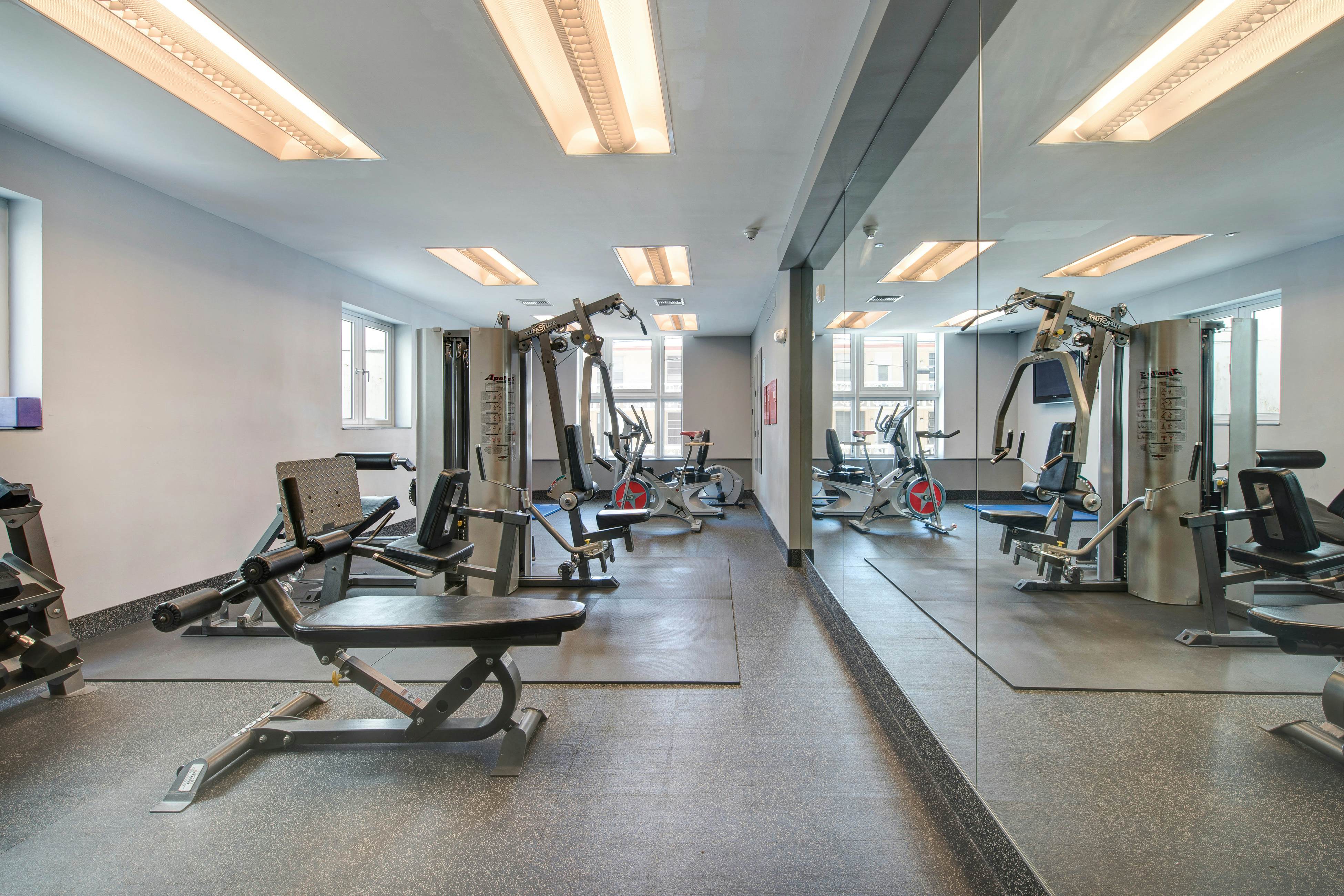 Modern Ocean Drive Condo in the Heart of Sobe