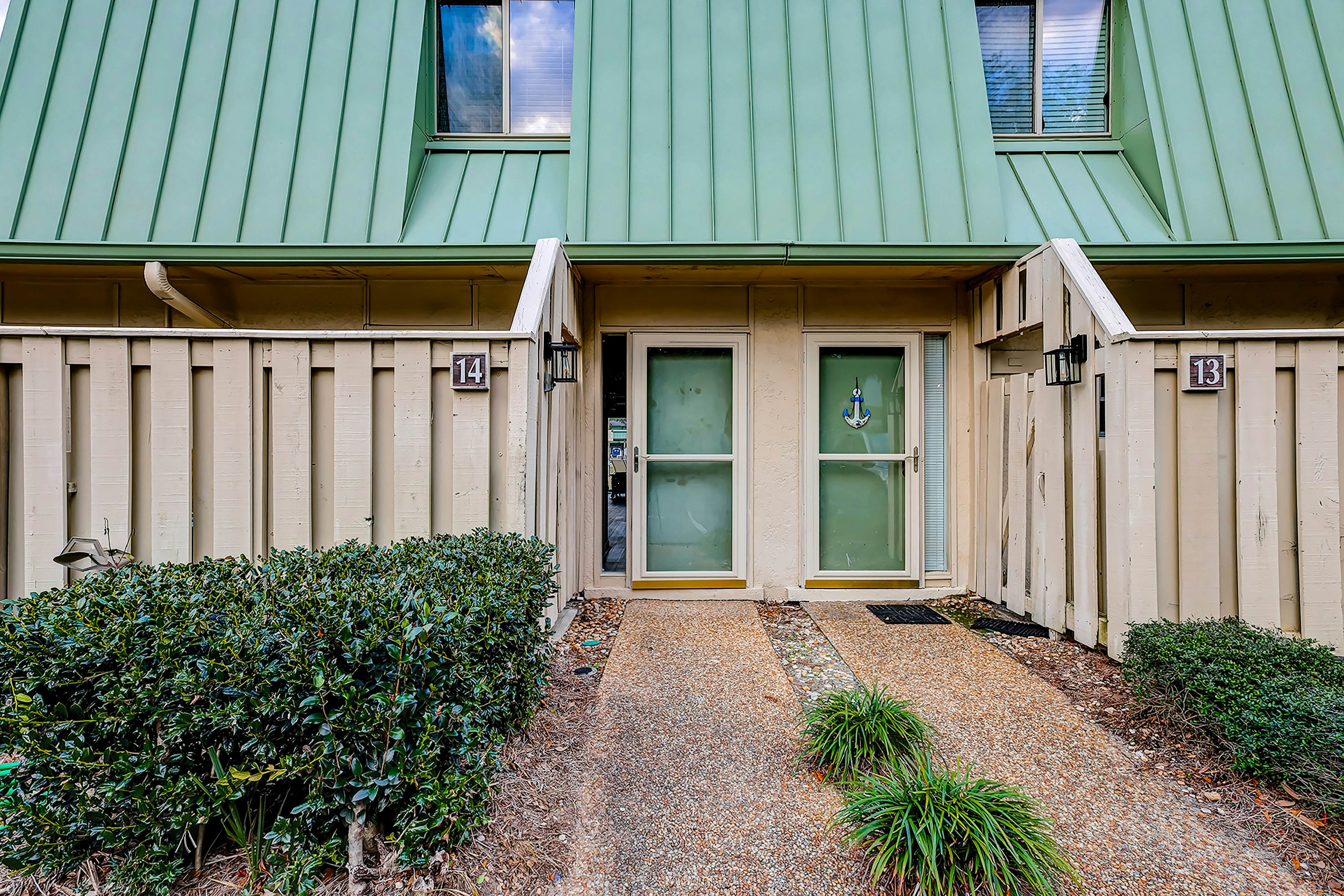 Hilton Head Cabanas 14