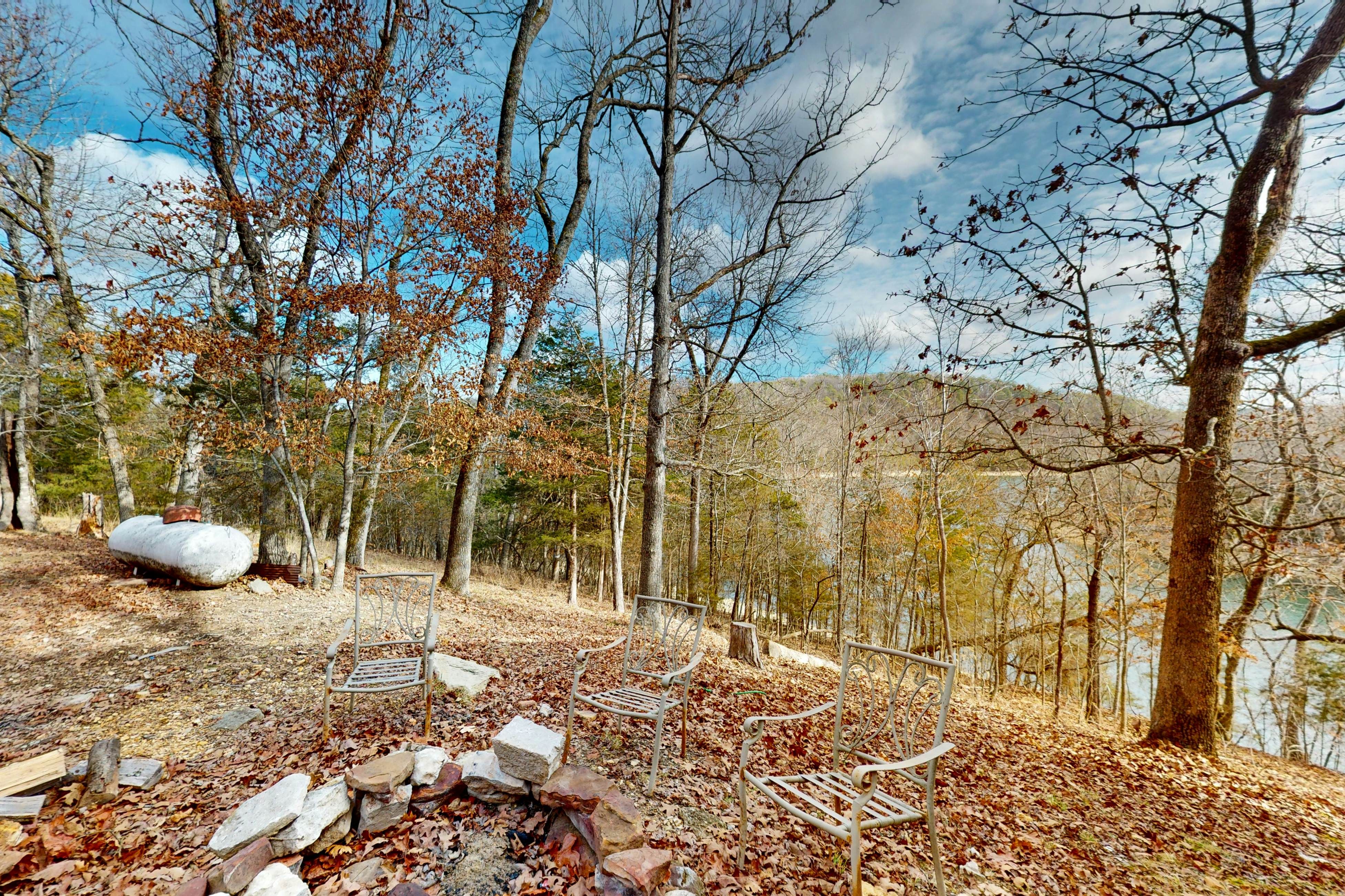 Charlie's Ol' Fishing Cabin