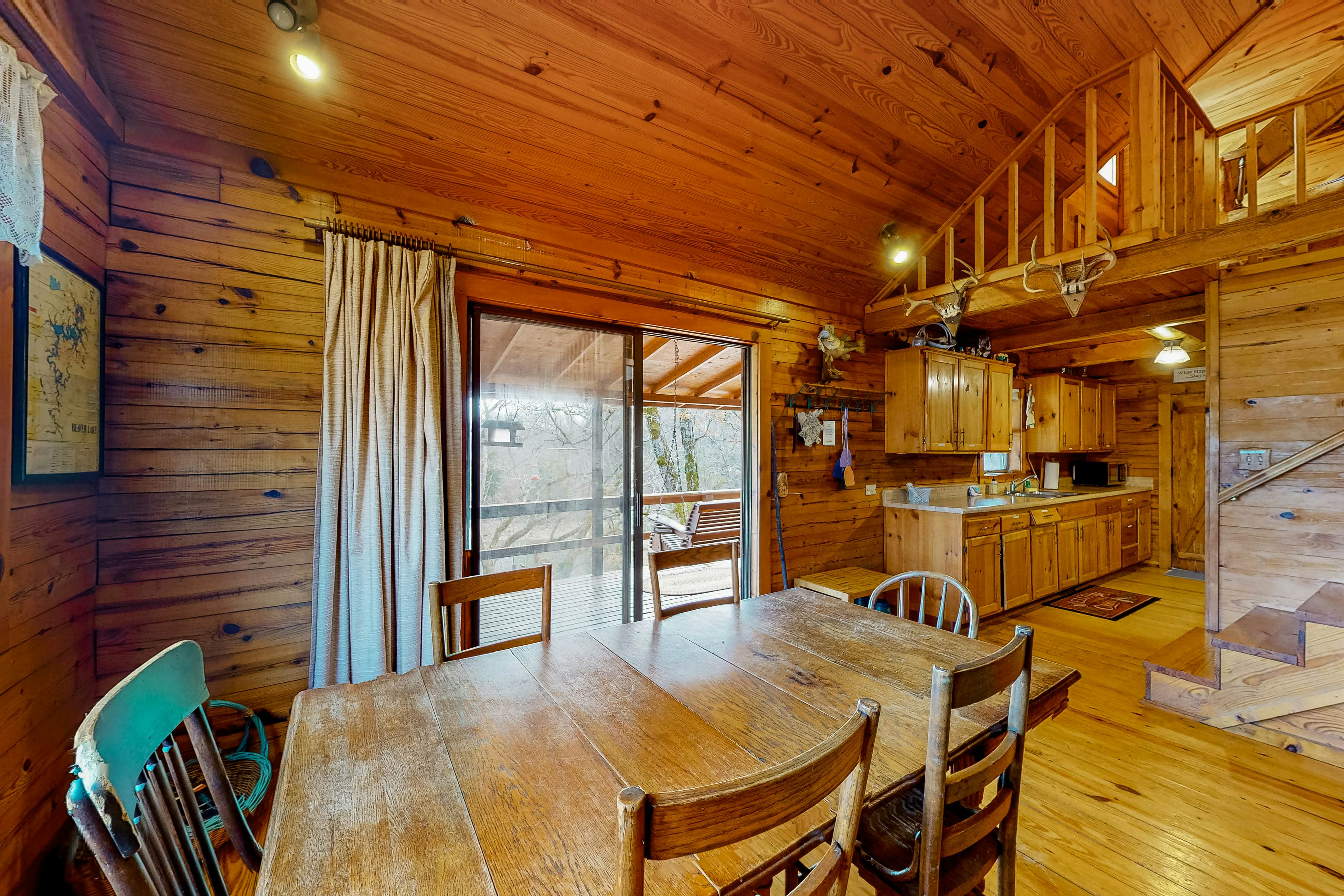 Charlie's Ol' Fishing Cabin