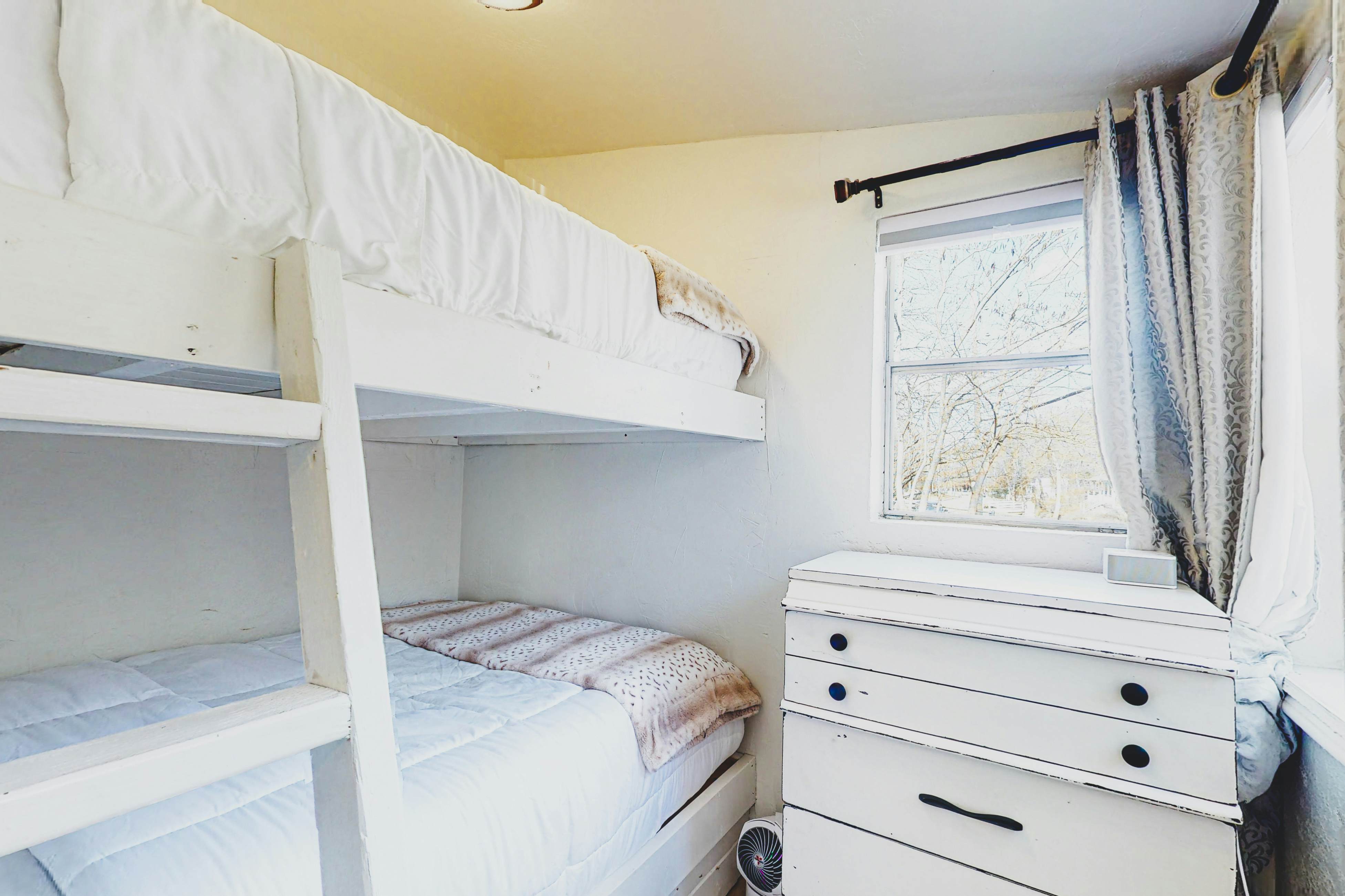 The Pink House on Main - Lower