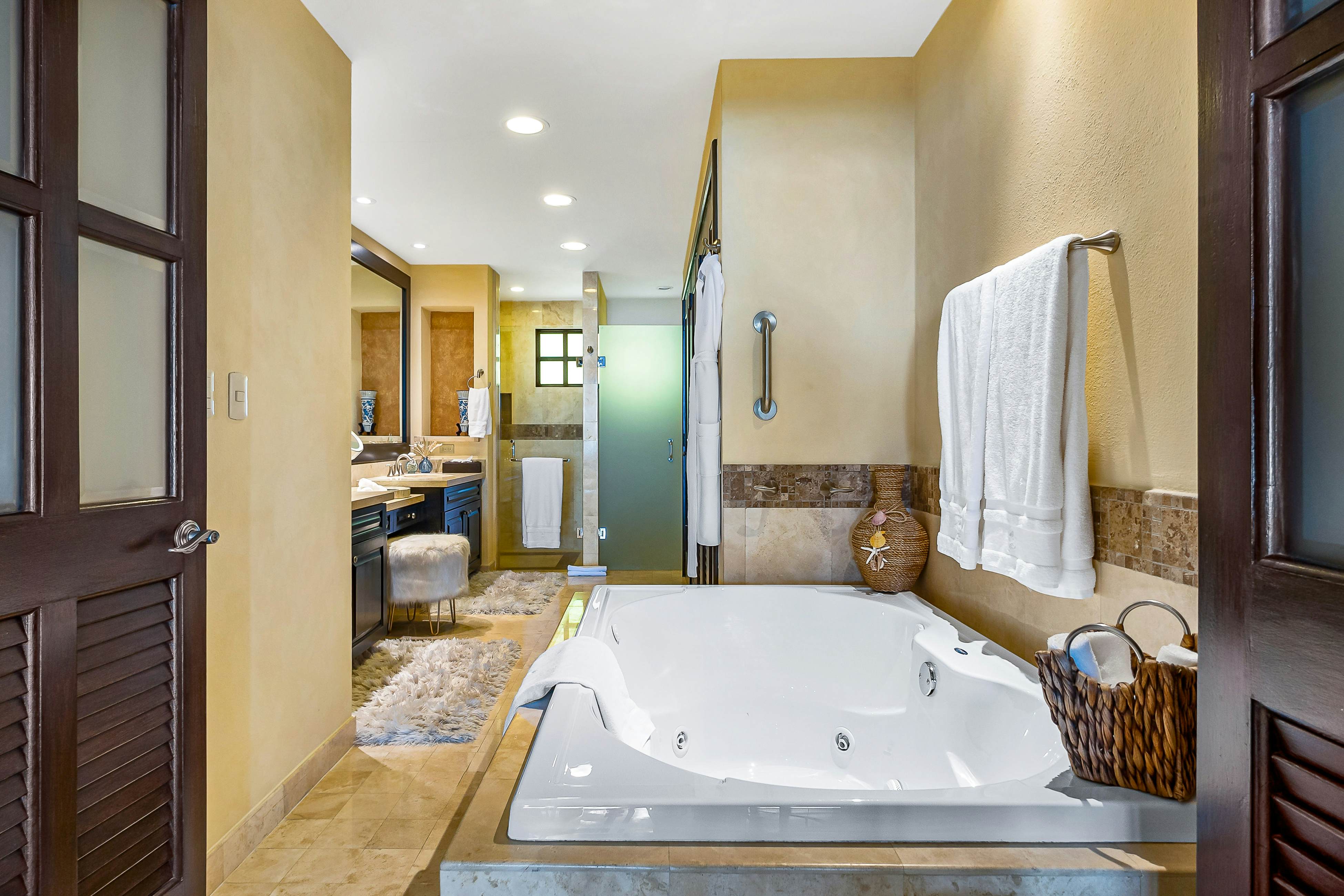 Garza Blanca Preserve Resort 2101 A/B 