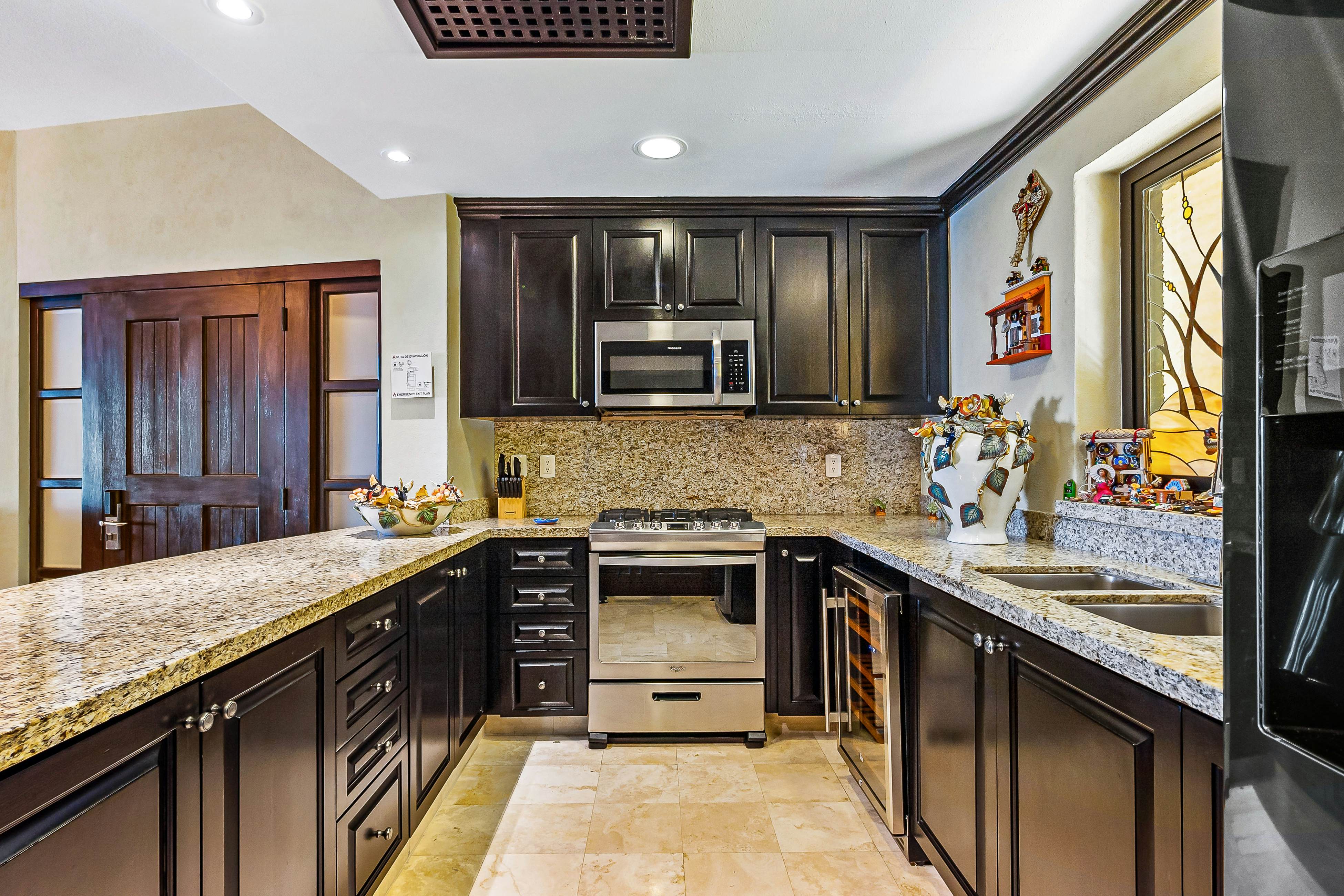 Garza Blanca Preserve Resort 2101 A/B 