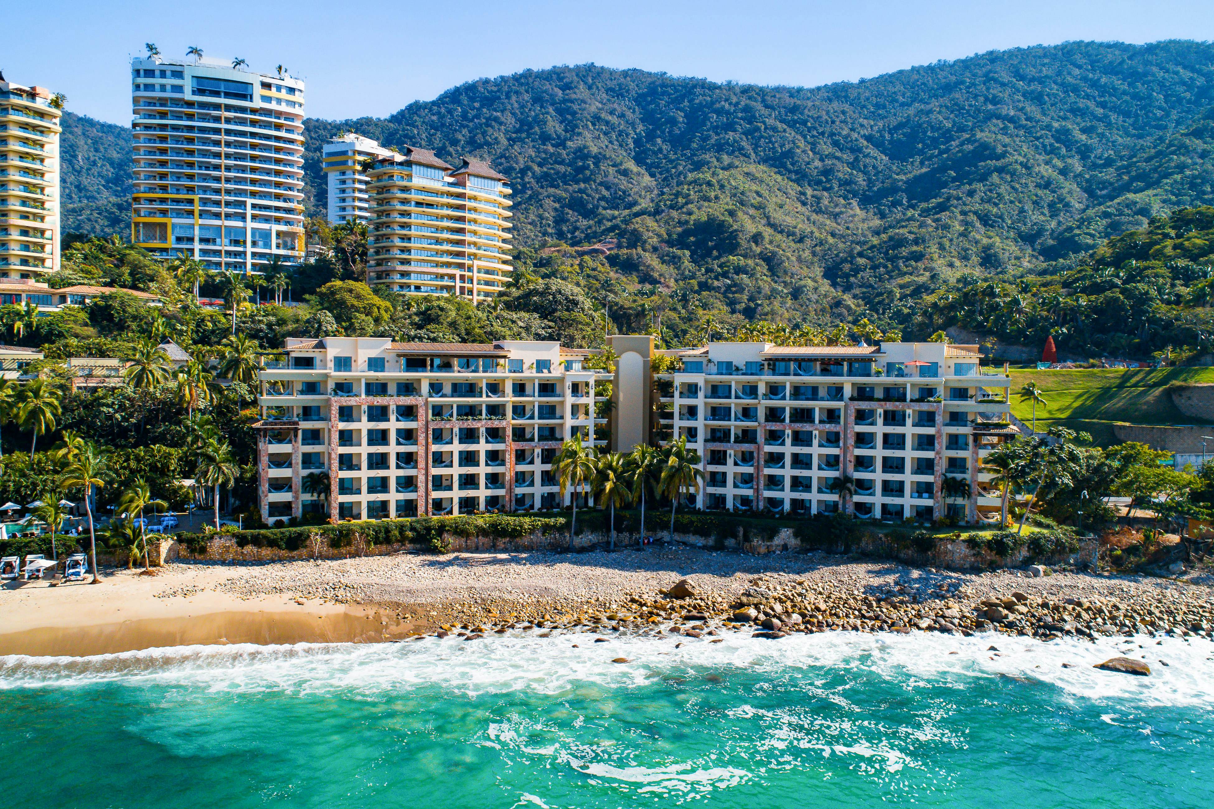 Garza Blanca Preserve Resort 2101 A/B 