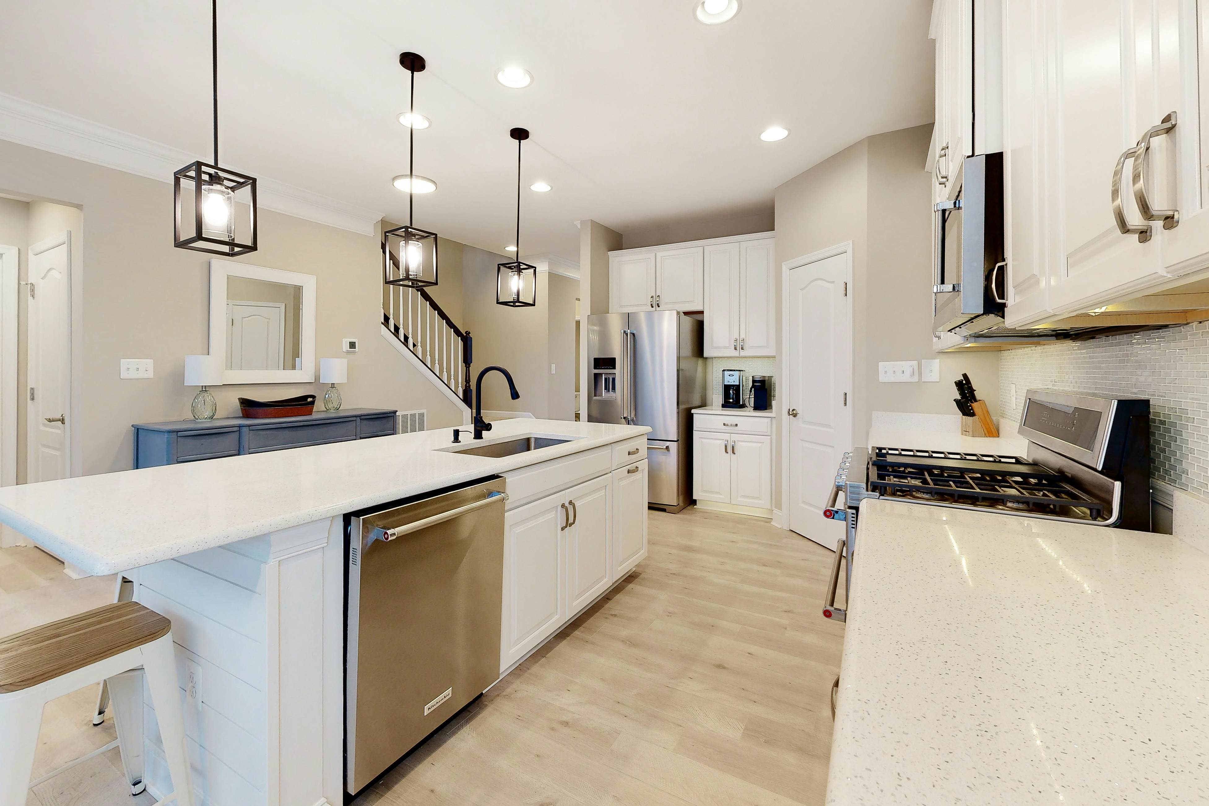 Bishops Landing - 38480 Carroll Dr