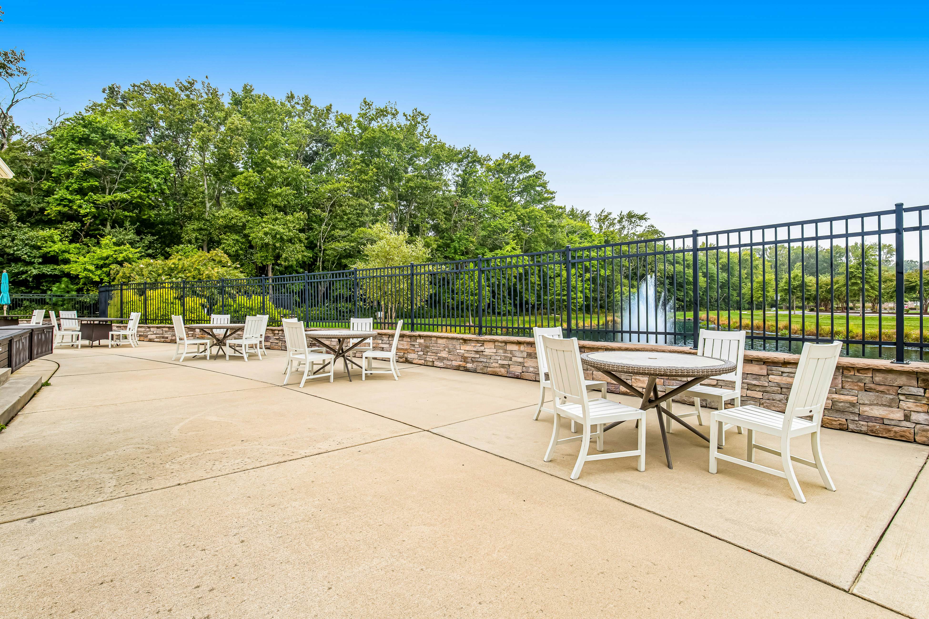 Bishops Landing - 38480 Carroll Dr