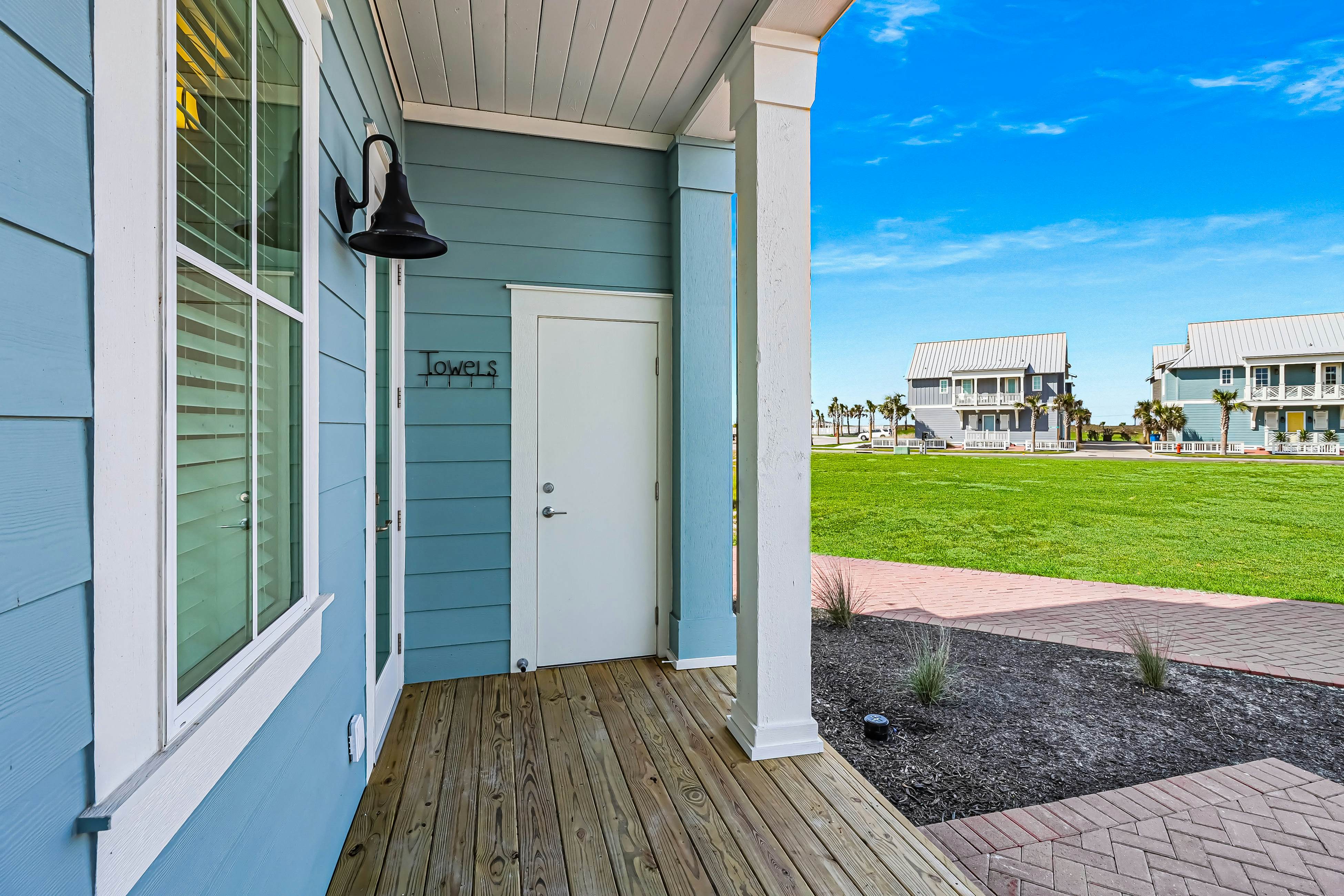 Sunrise At Anchor 2 BD Port Aransas, TX Vacation Rental Vacasa