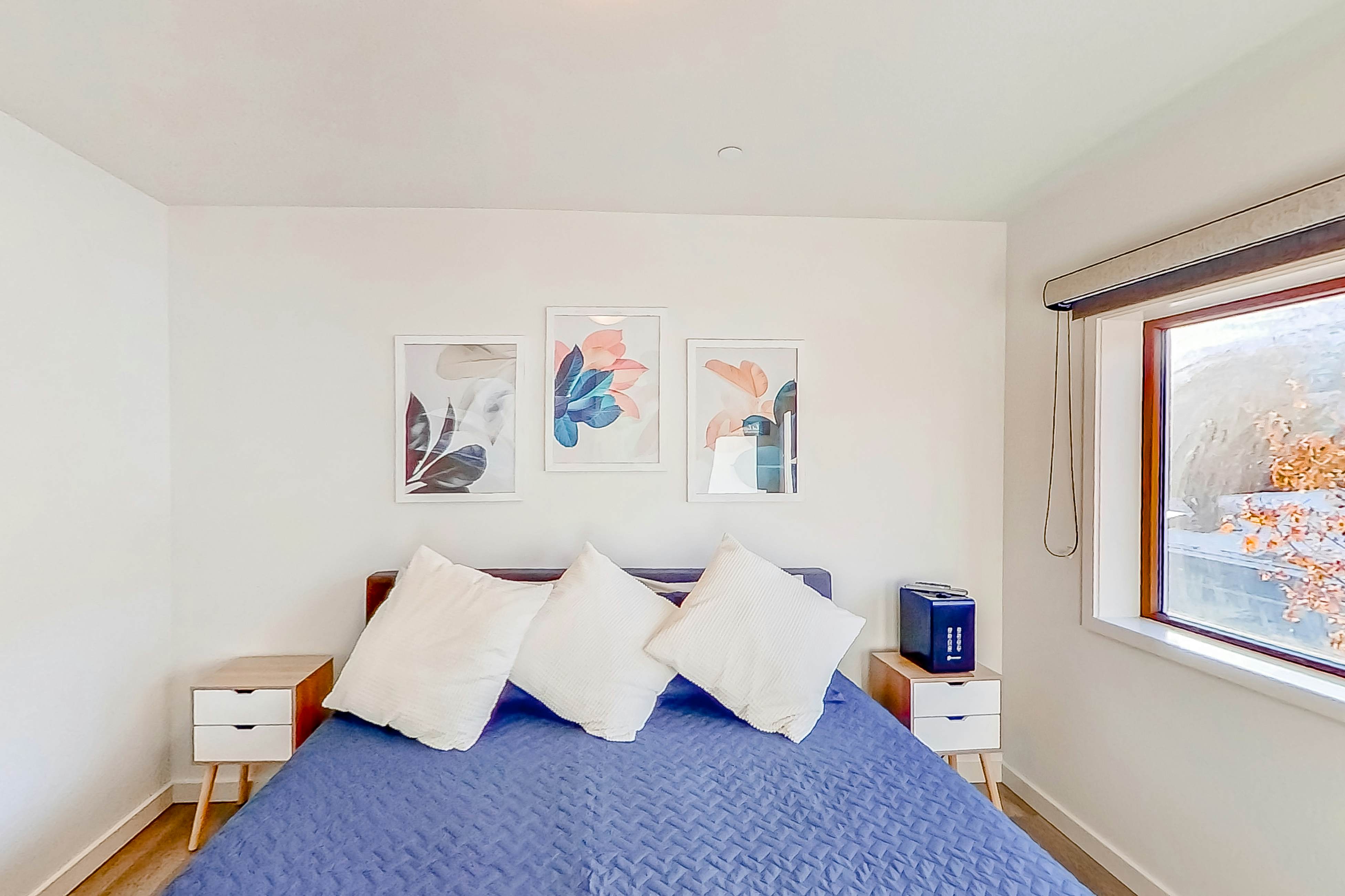 Chelan Resort Suites - Comfort by the Lake 201