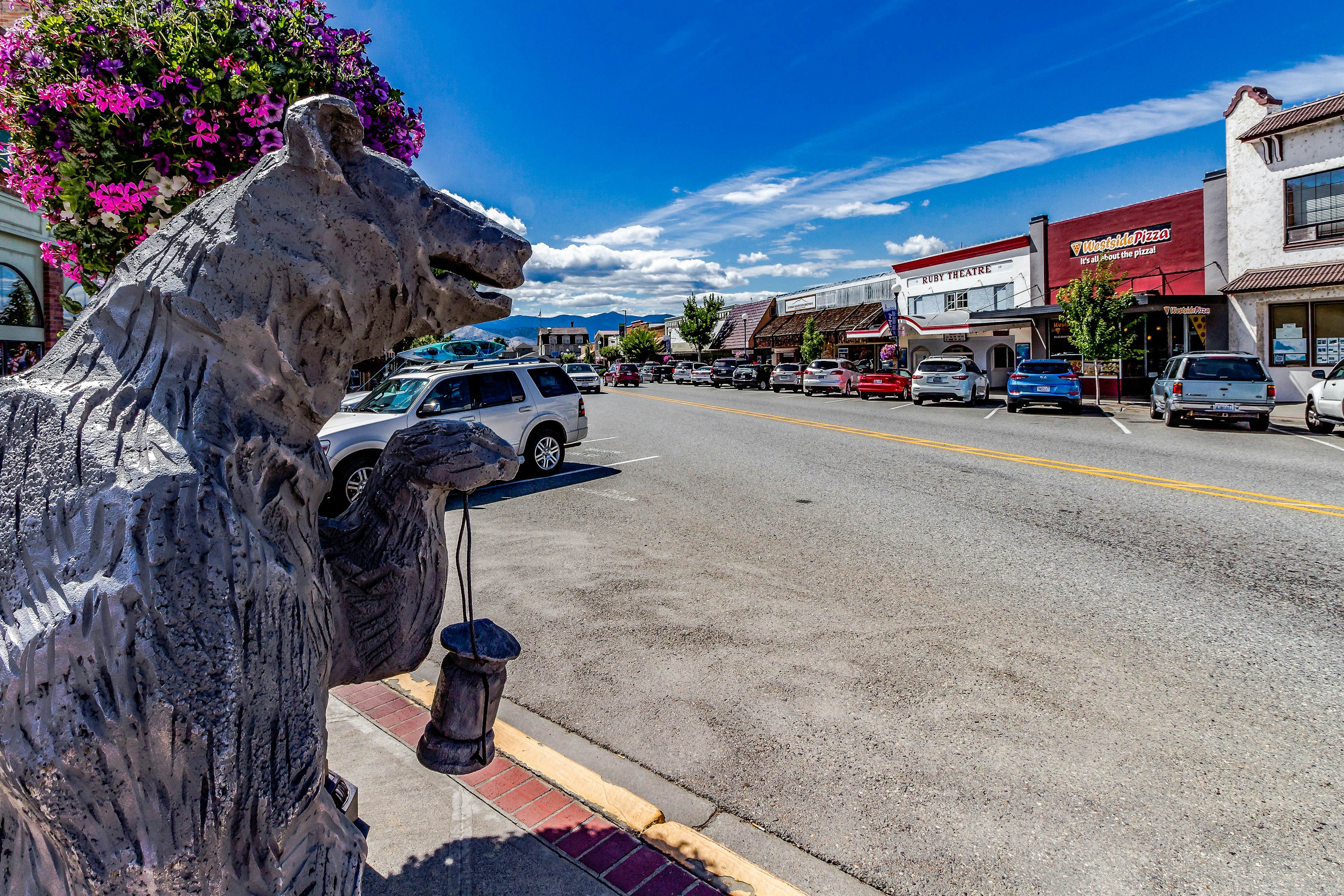 Chelan Resort Suites - Comfort by the Lake 201