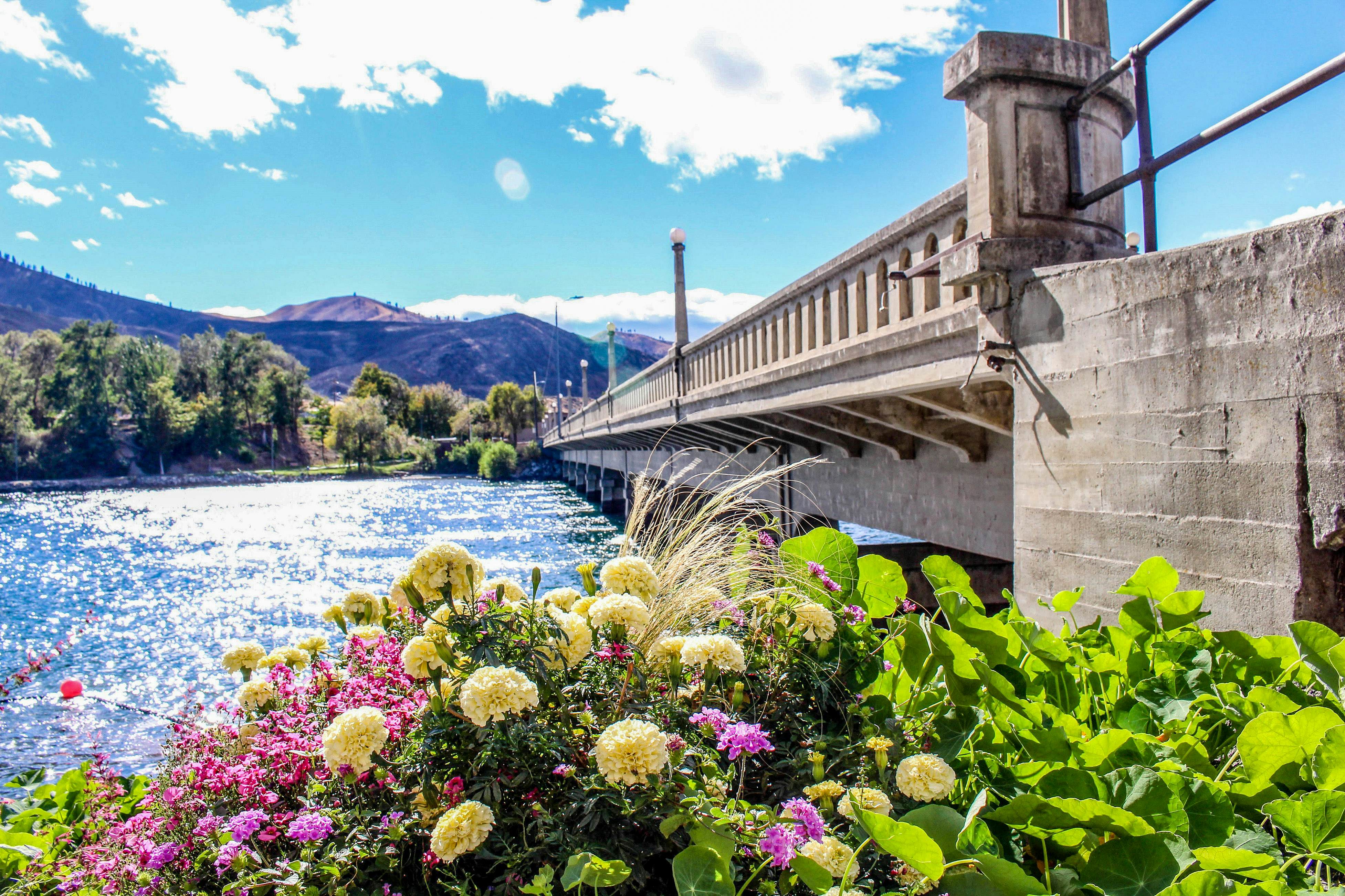 Chelan Resort Suites - Comfort by the Lake 201