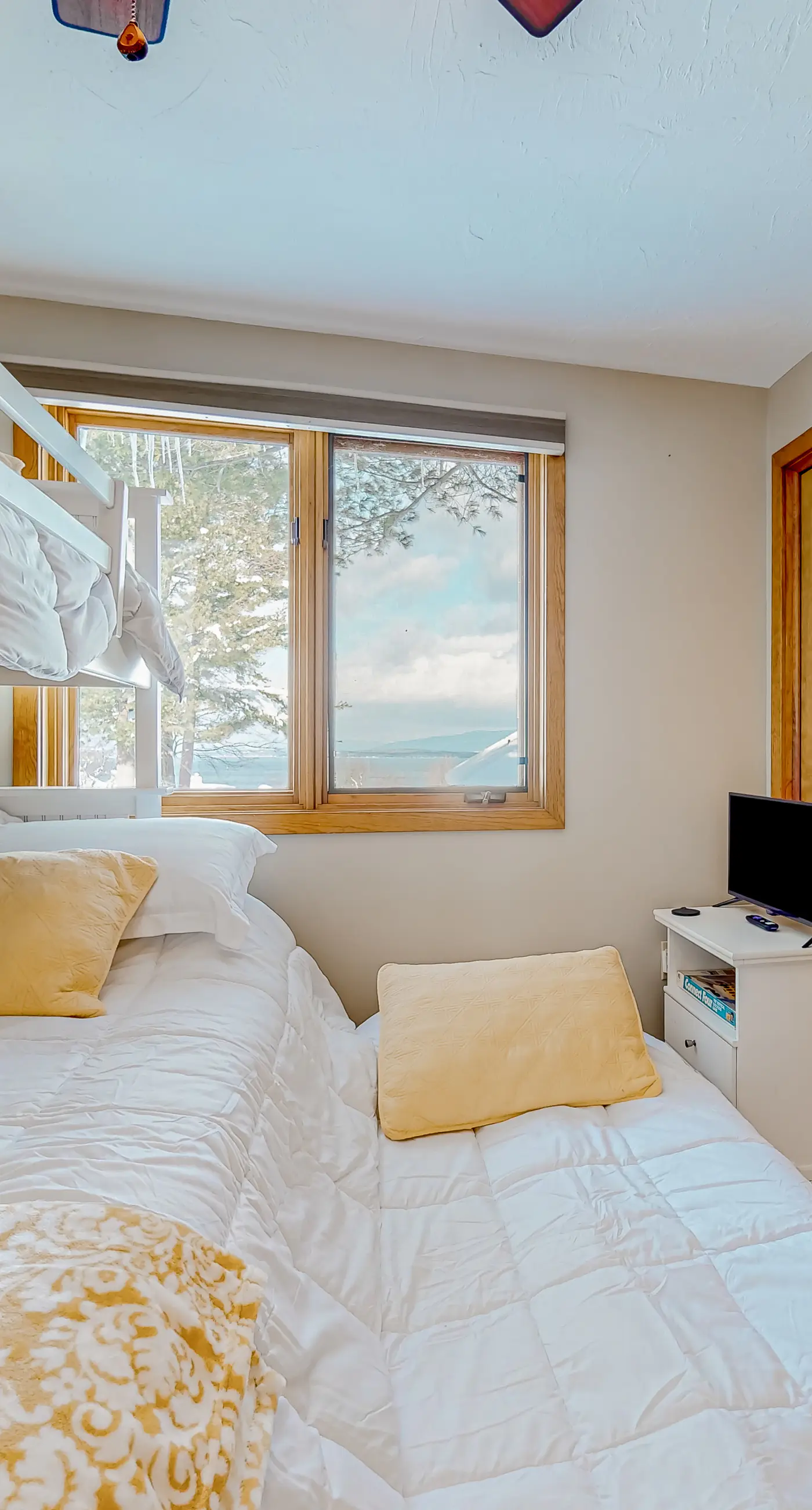 Samoset Condo on Lake Winnipesaukee 2 BD Gilford, NH Vacation Rental