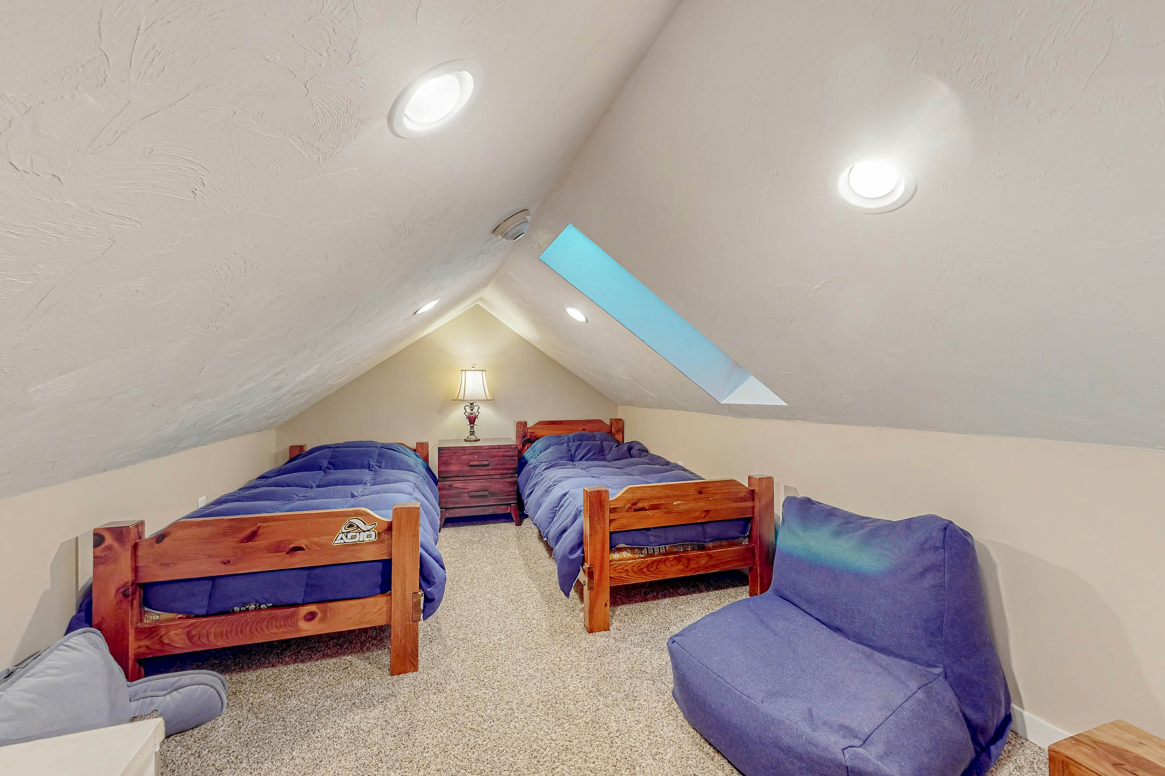 Samoset Condo on Lake Winnipesaukee 2 BD Gilford, NH Vacation Rental