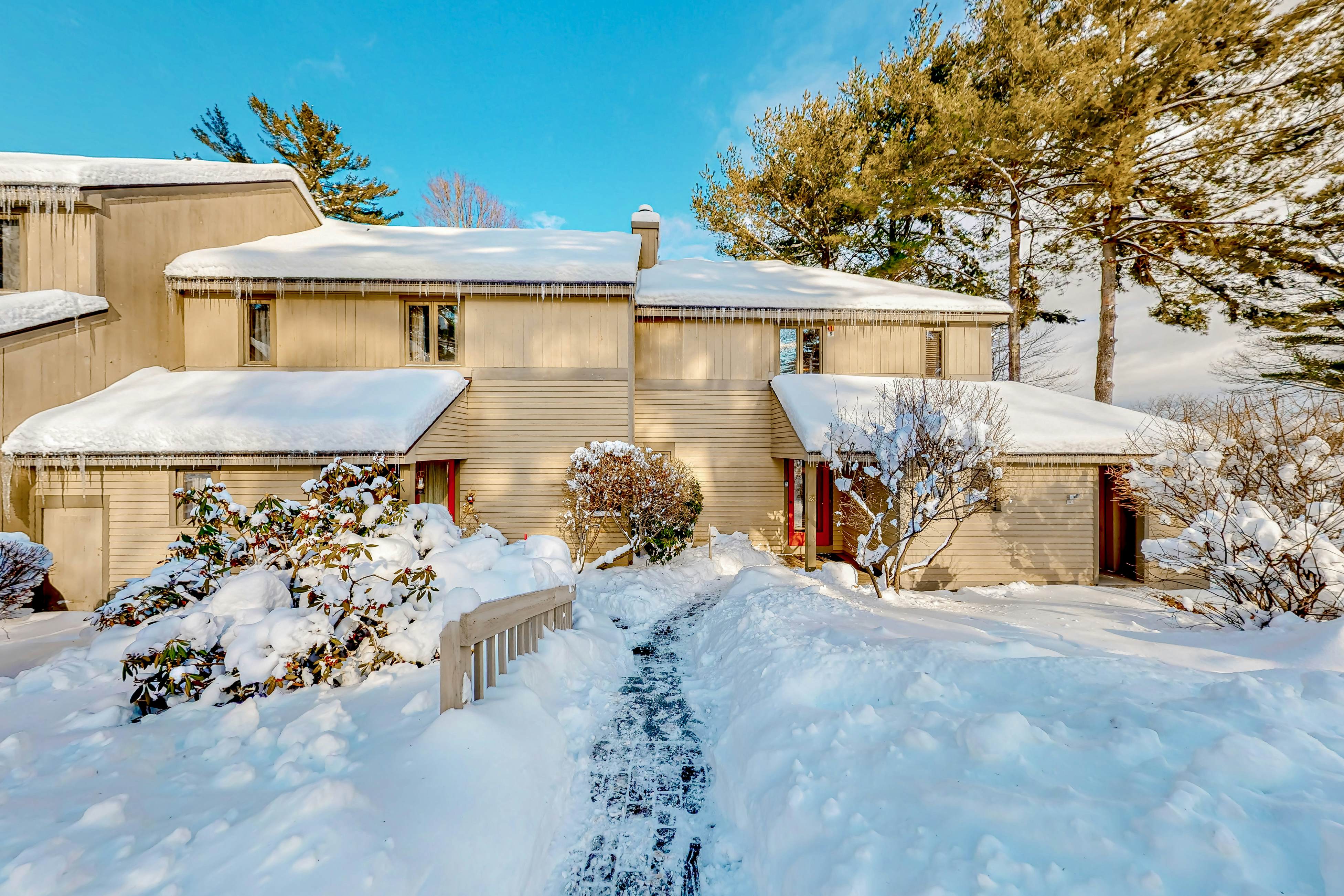 Samoset Condo on Lake Winnipesaukee 2 BD Gilford, NH Vacation Rental