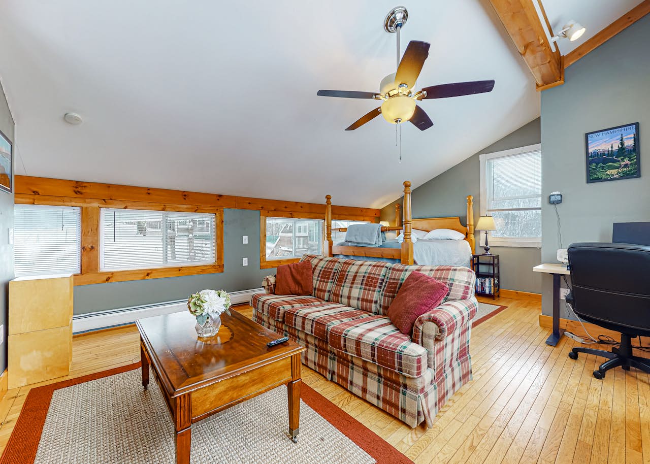 Pool Cottage 1 BD Gilford, NH Vacation Rental Vacasa