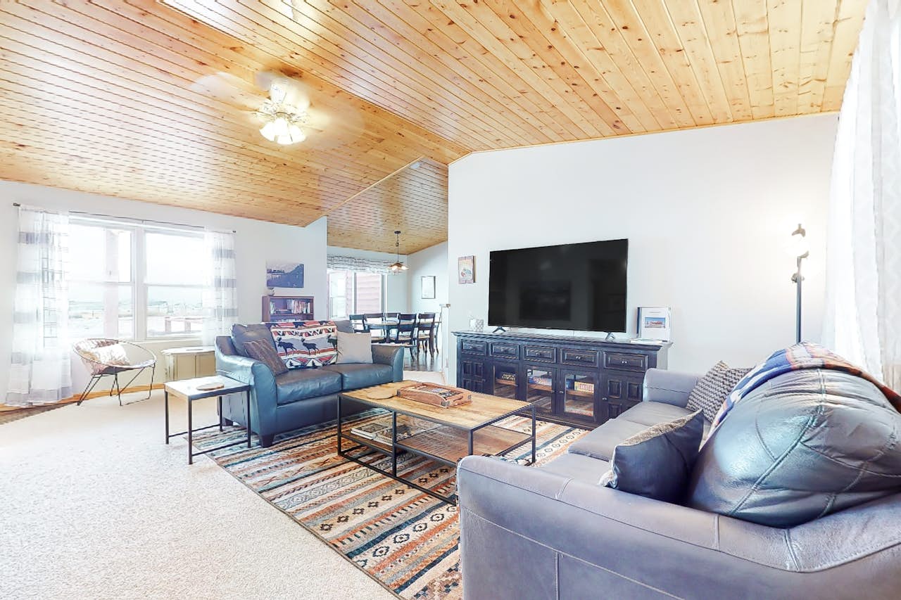 Creekside Home in Fairplay 3 BD Fairplay, CO Vacation Rental Vacasa