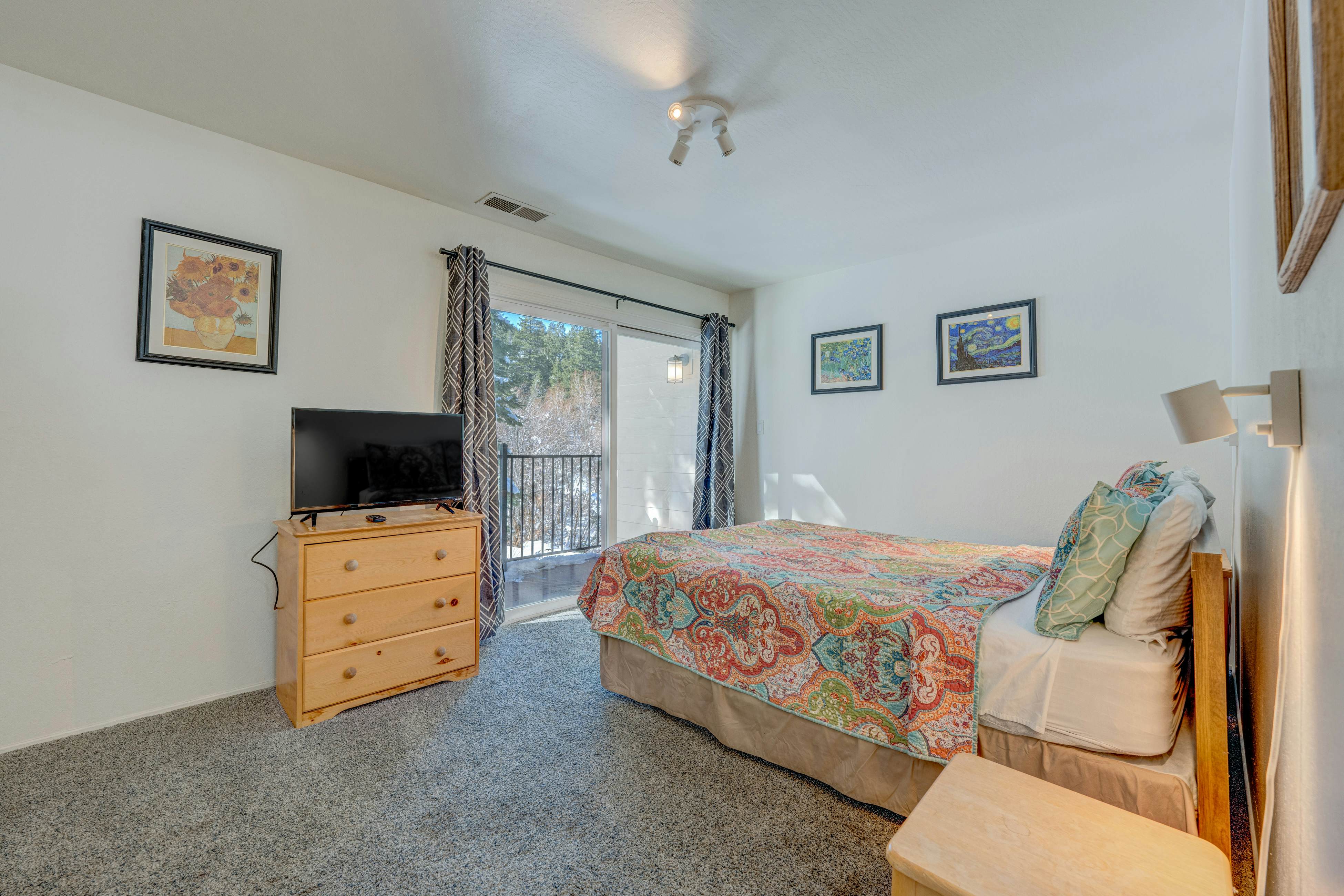 Carnelian Woods Sanctuary