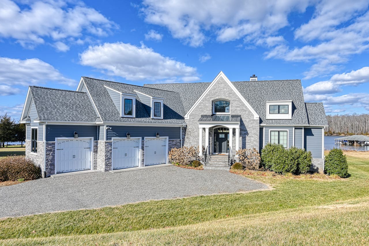 Lakeside Escape 5 BD Mineral, VA Vacation Rental Vacasa