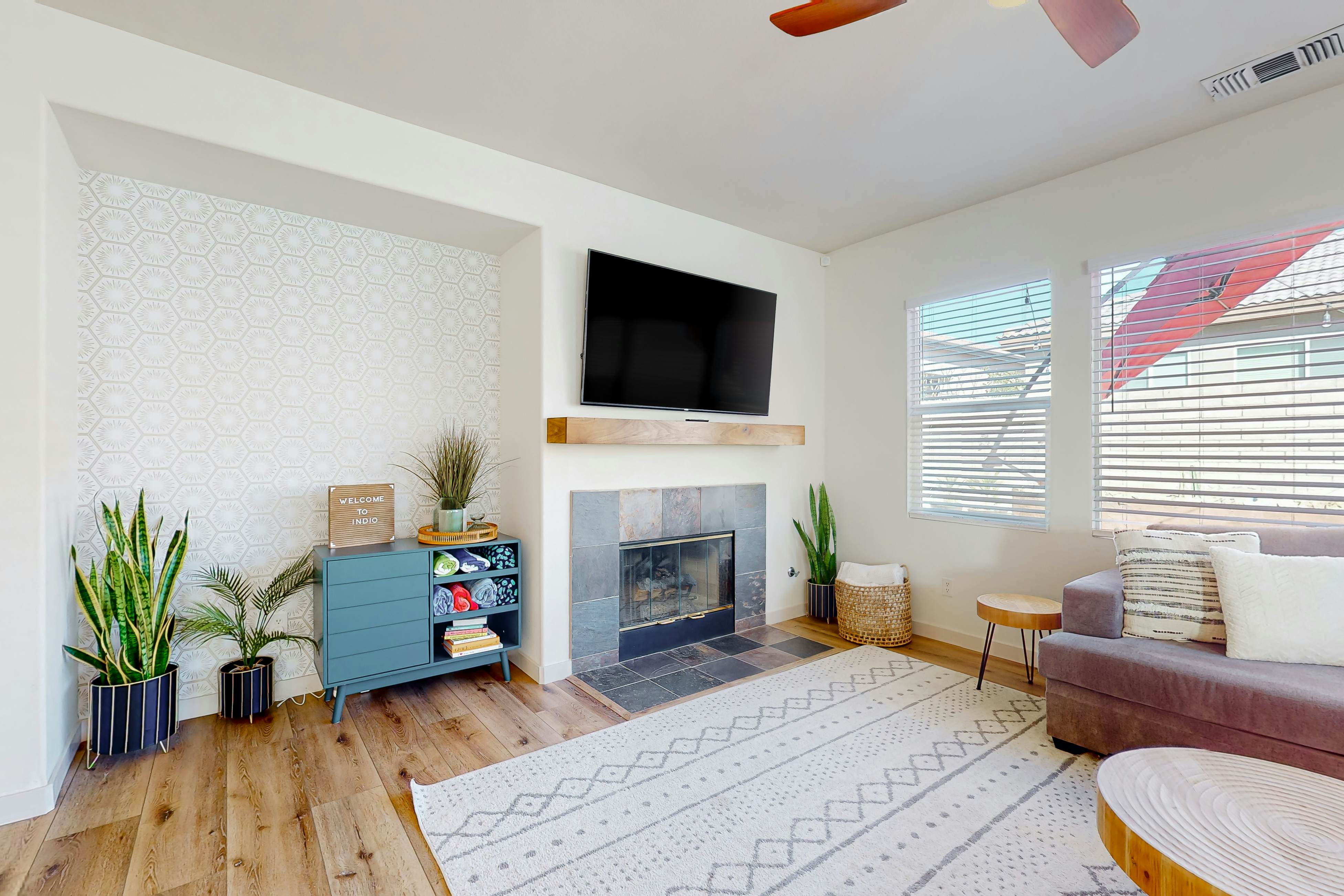 Tranquil Desert Sanctuary 