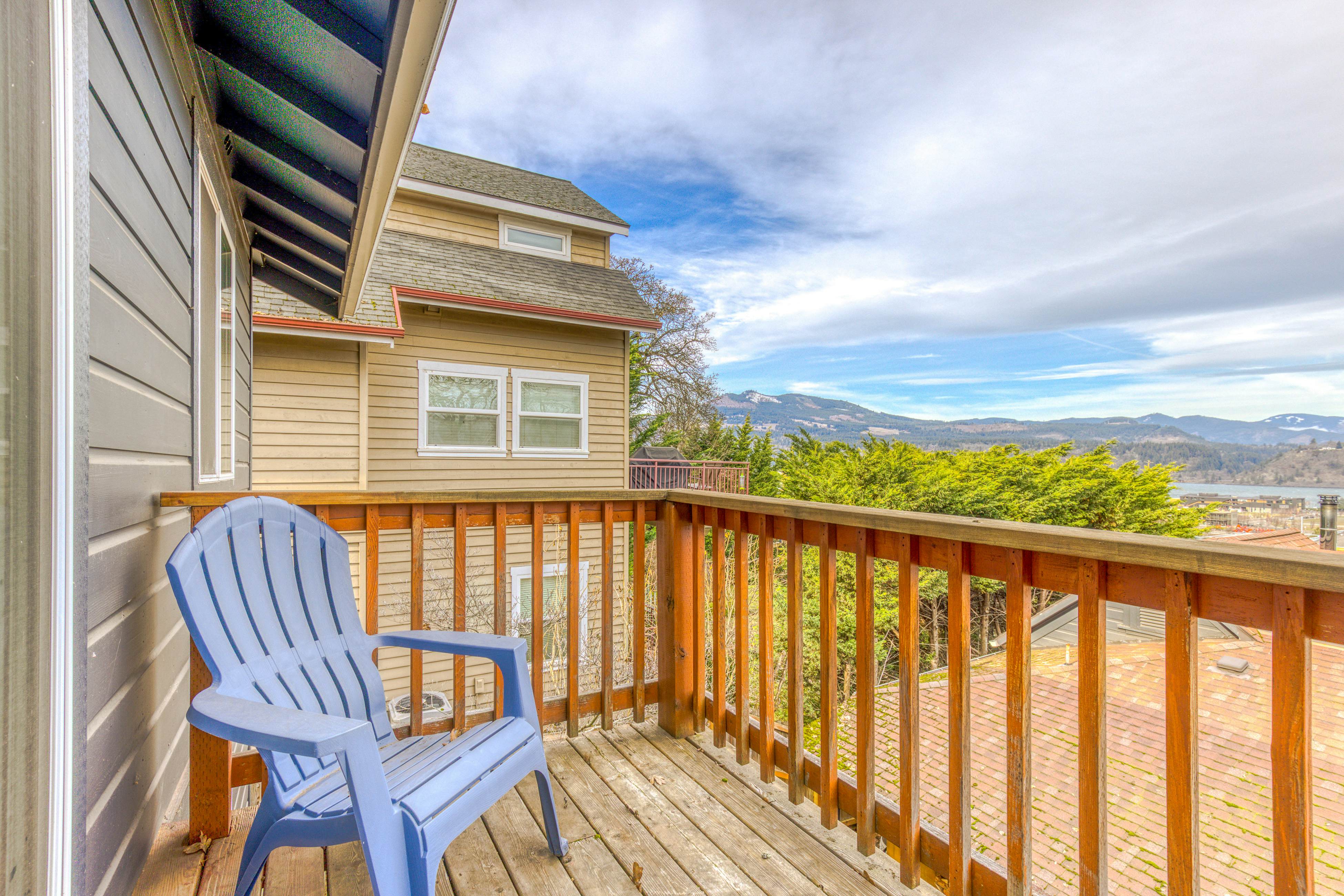 Hood River Rentals, Vacation Rentals, Cabins Vacasa