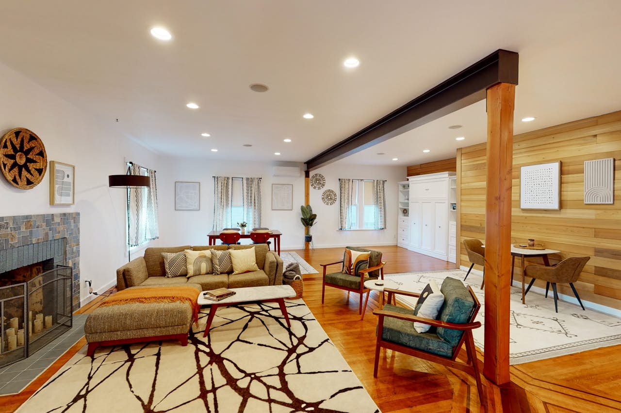 Historic & Blissful 1 BD Enumclaw, WA Vacation Rental Vacasa