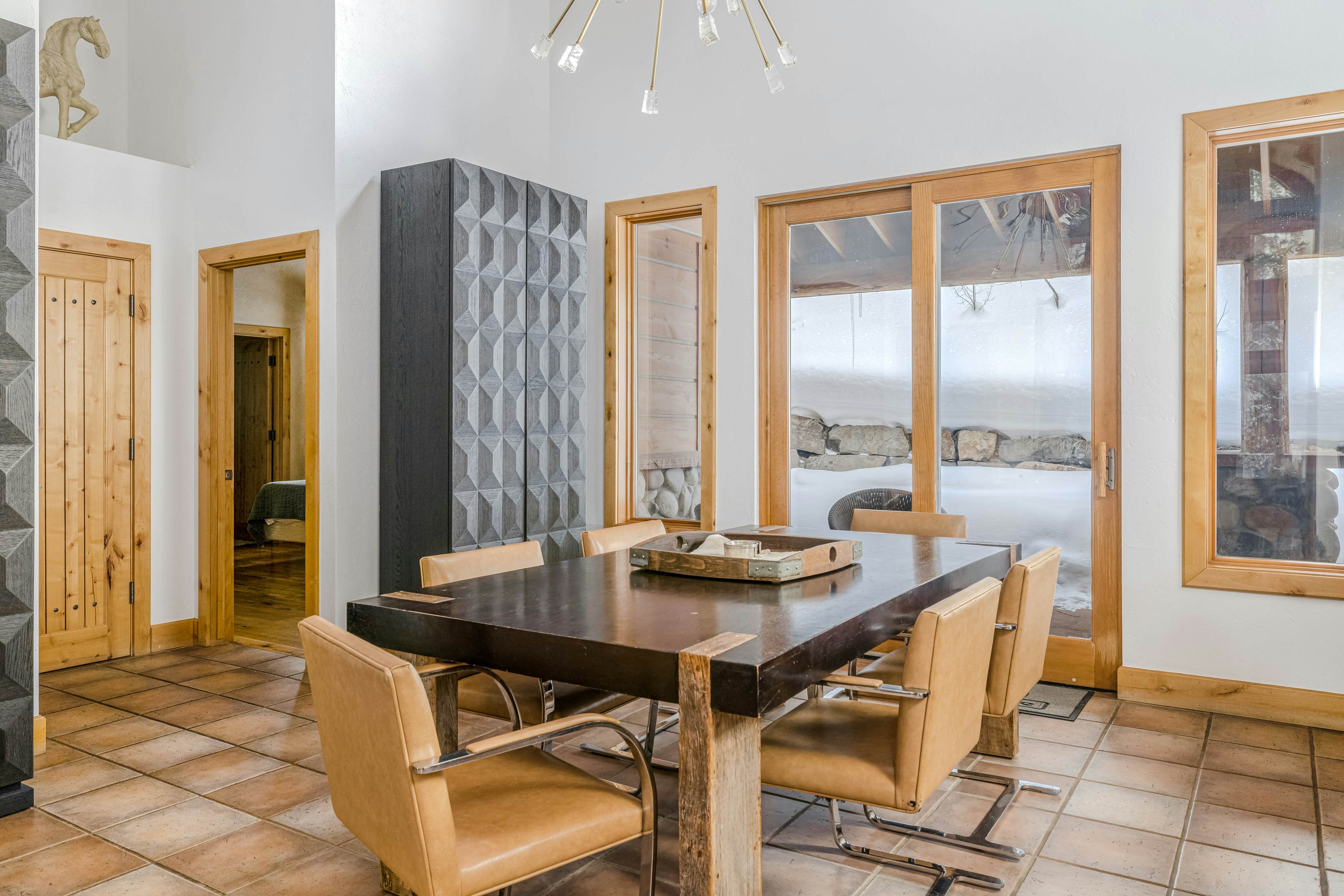 Palmyra 94 - Mountain Tranquility