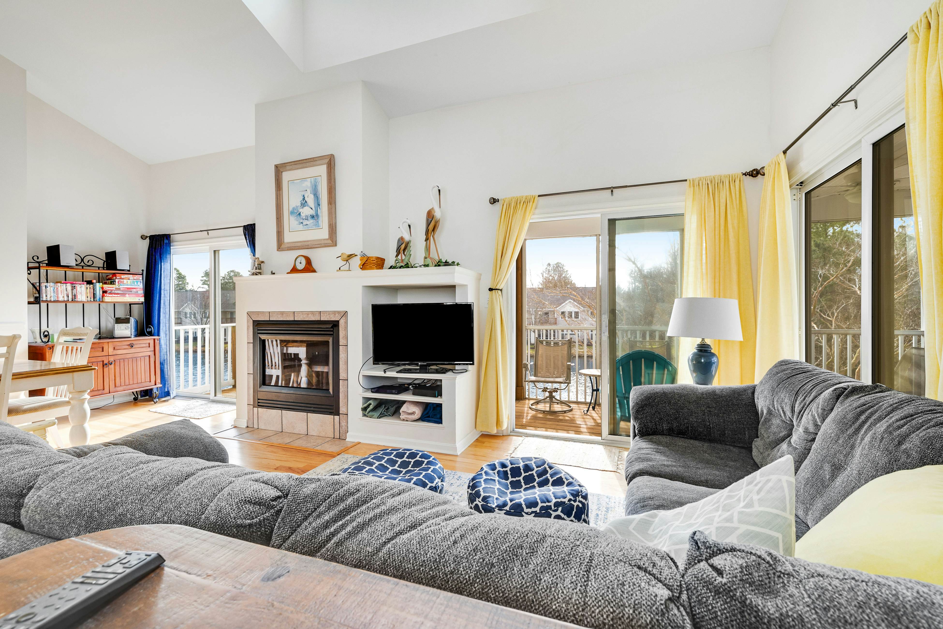 Sea Colony - 55037 Pine Lake Dr