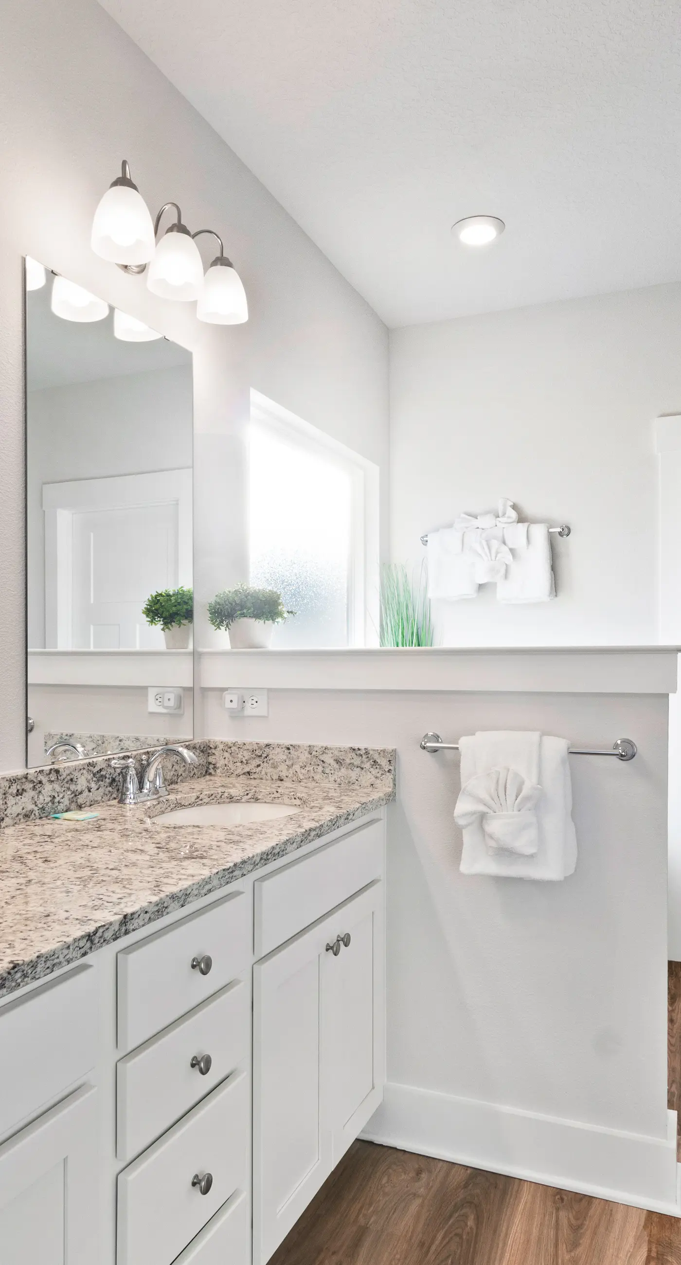 Tigers Oasis 4 BD Gulf Breeze, FL Vacation Rental Vacasa