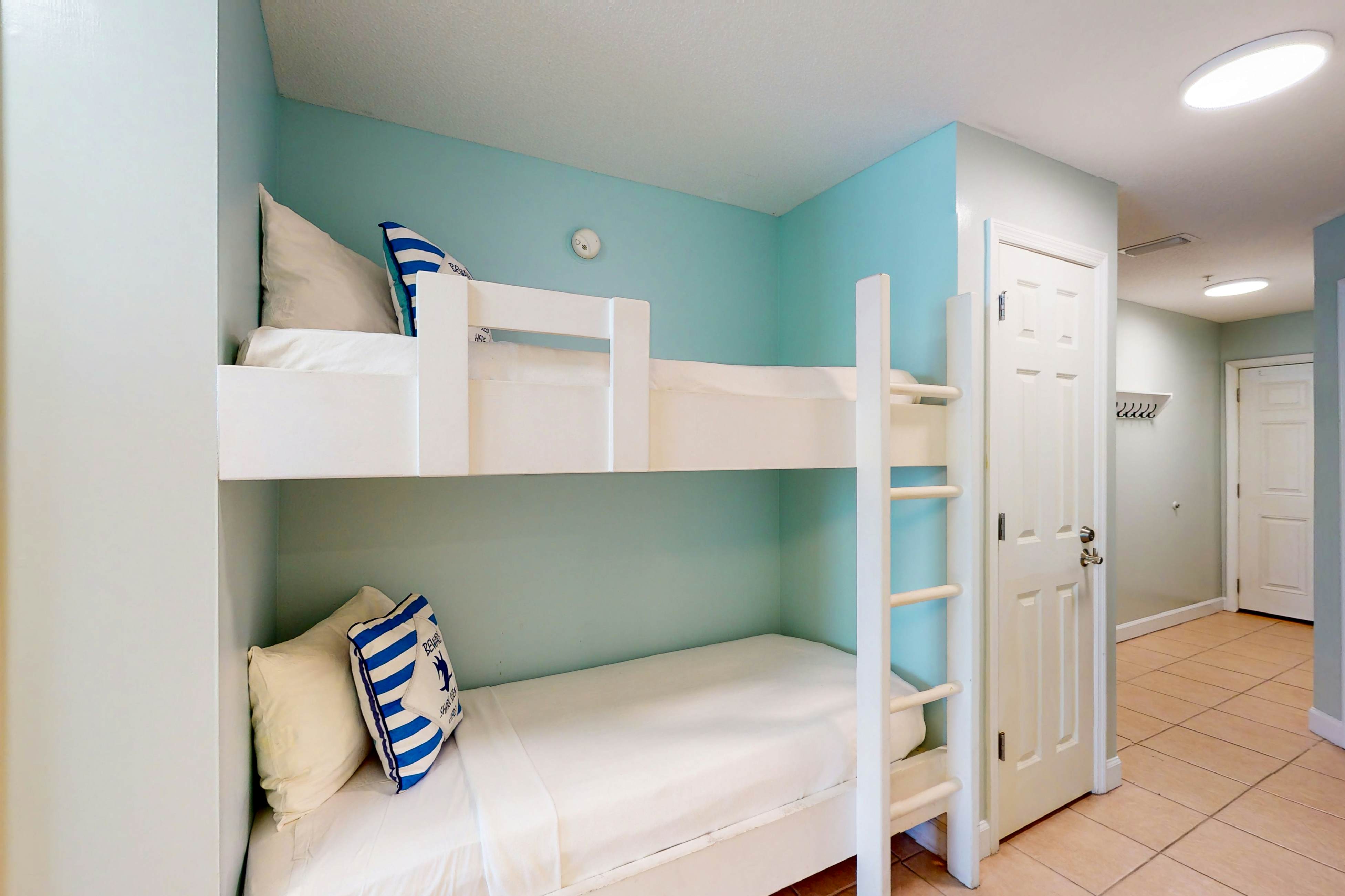 Seychelles Beach Resort 0102