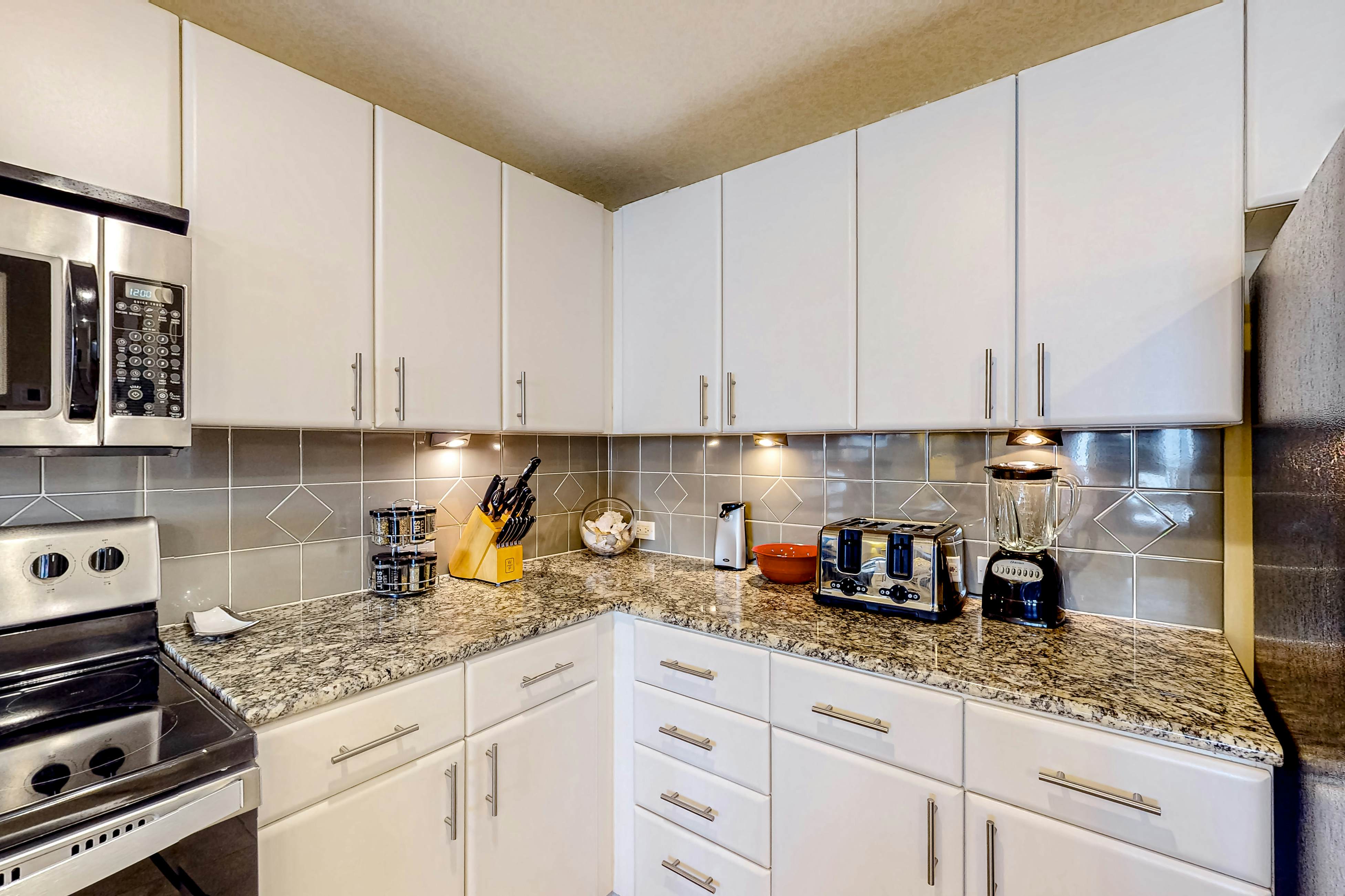 Grand Panama Tower 2 Unit 607