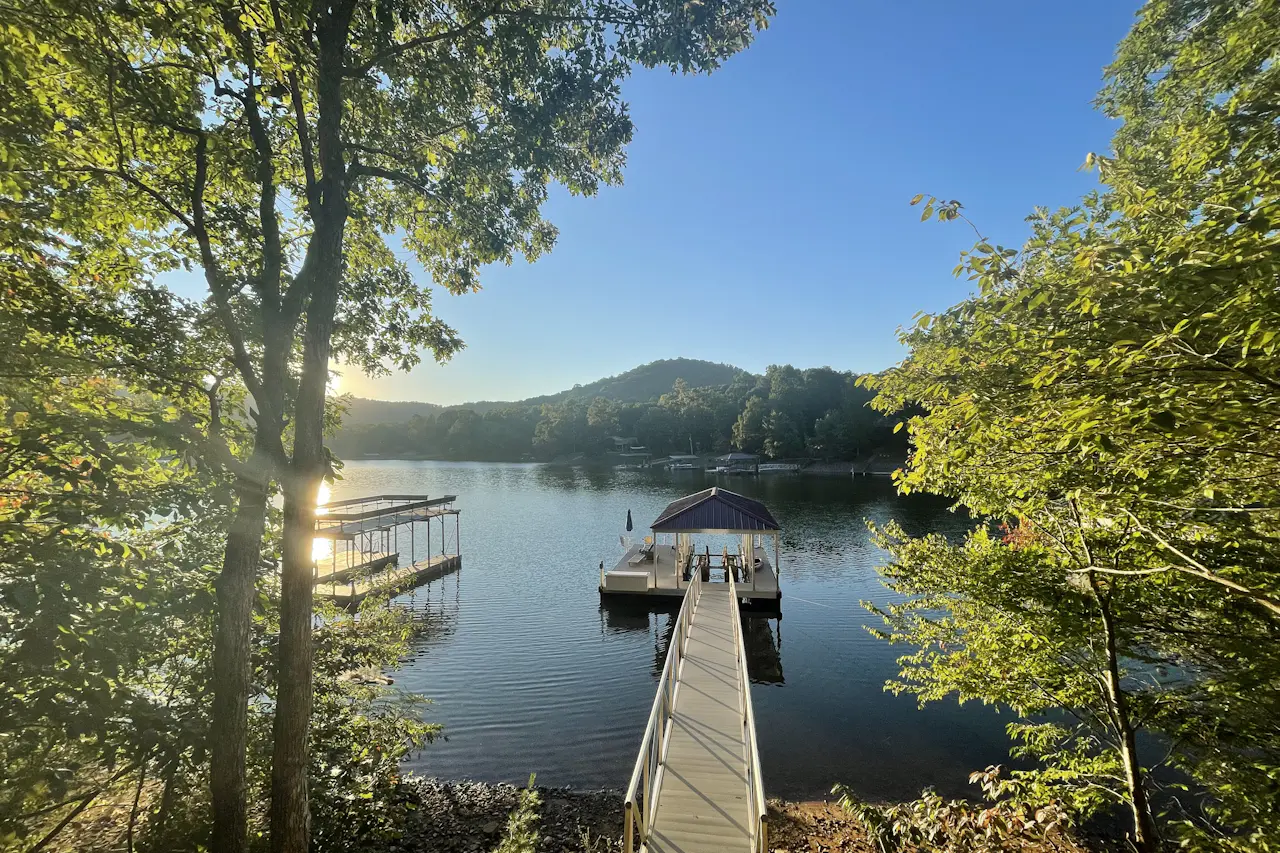 Talend Place on Lake Chatuge 4 BD Hiawassee, GA Vacation Rental Vacasa