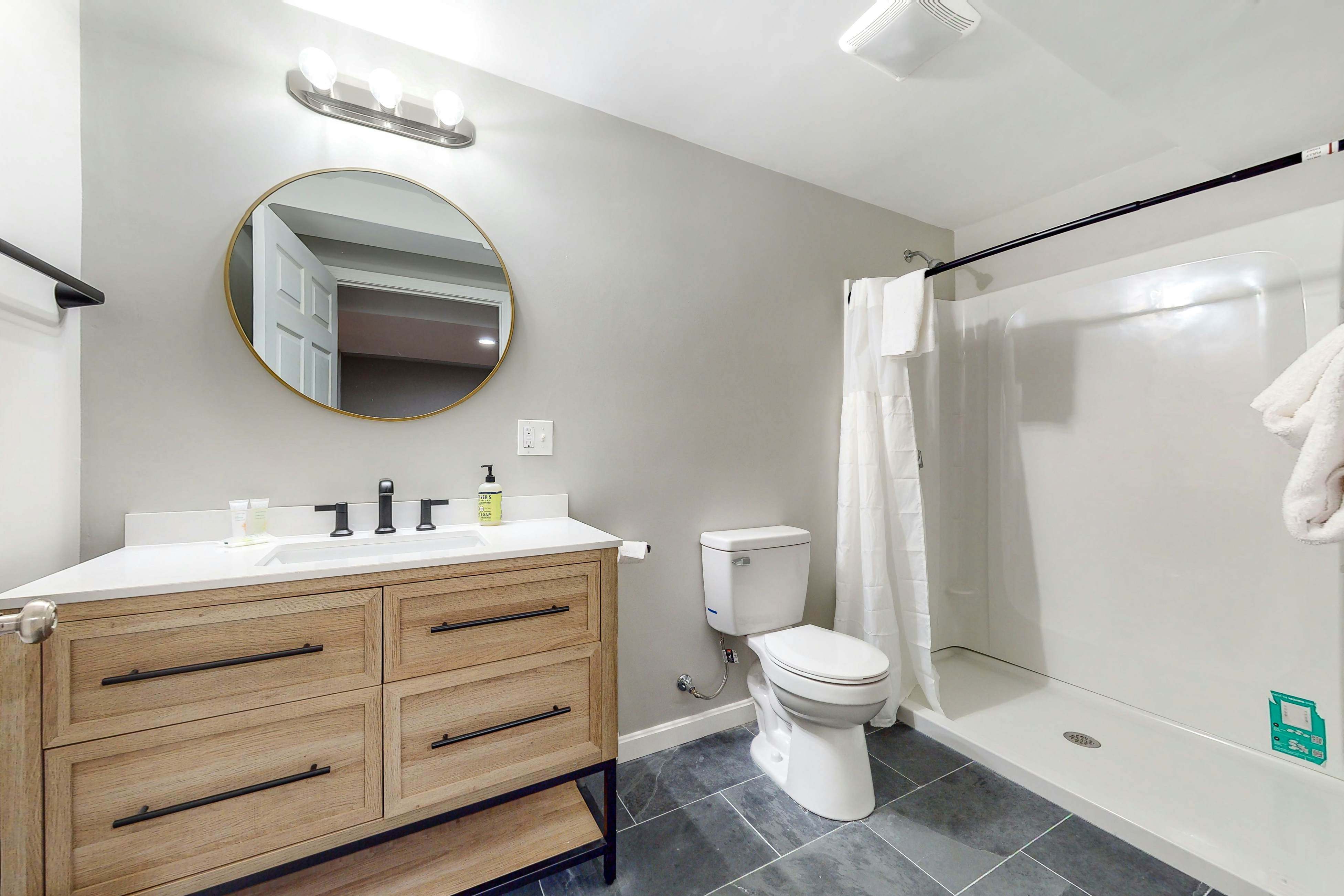 Breathtaking Mountain & River Views