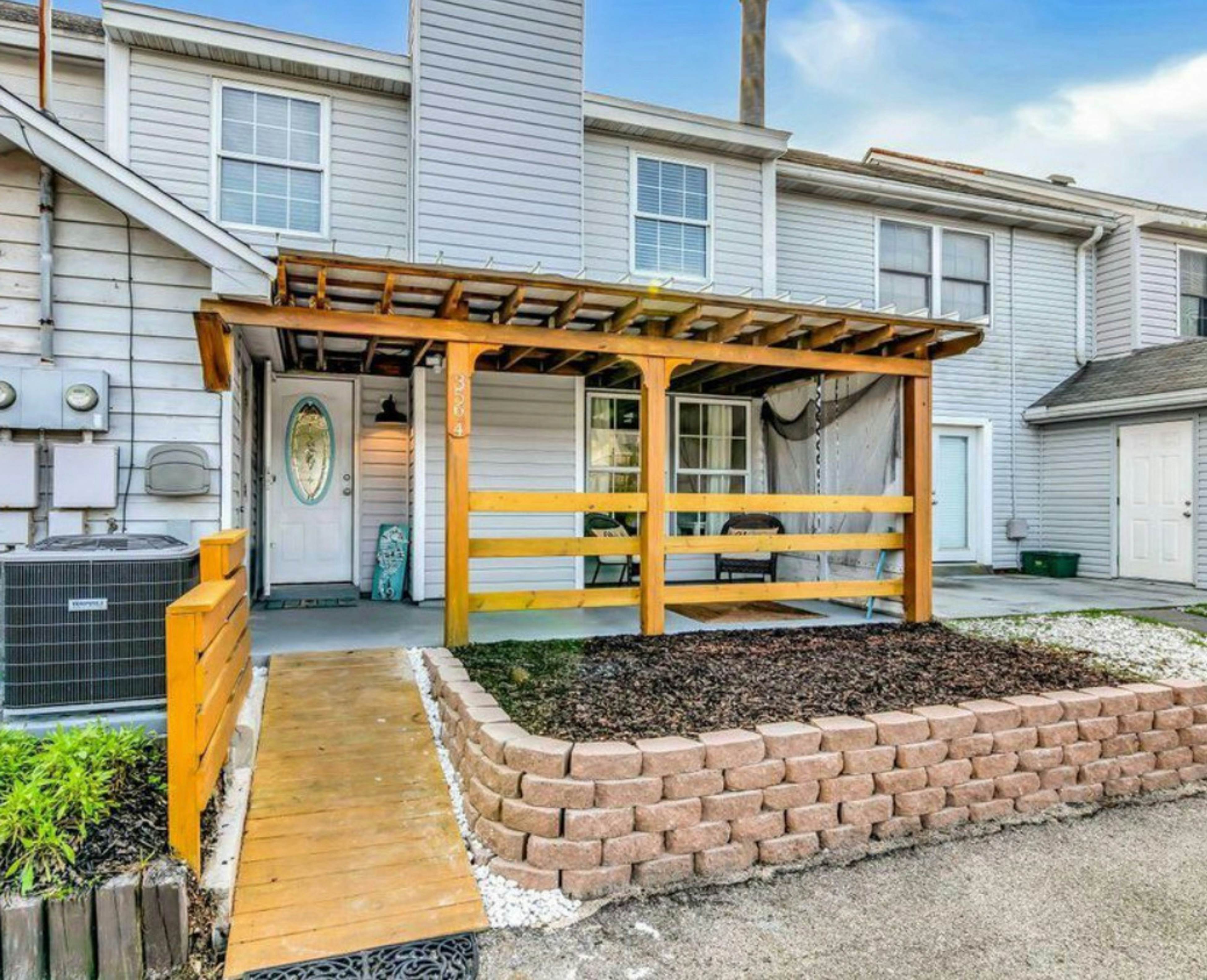 Gulf View Cottage #4