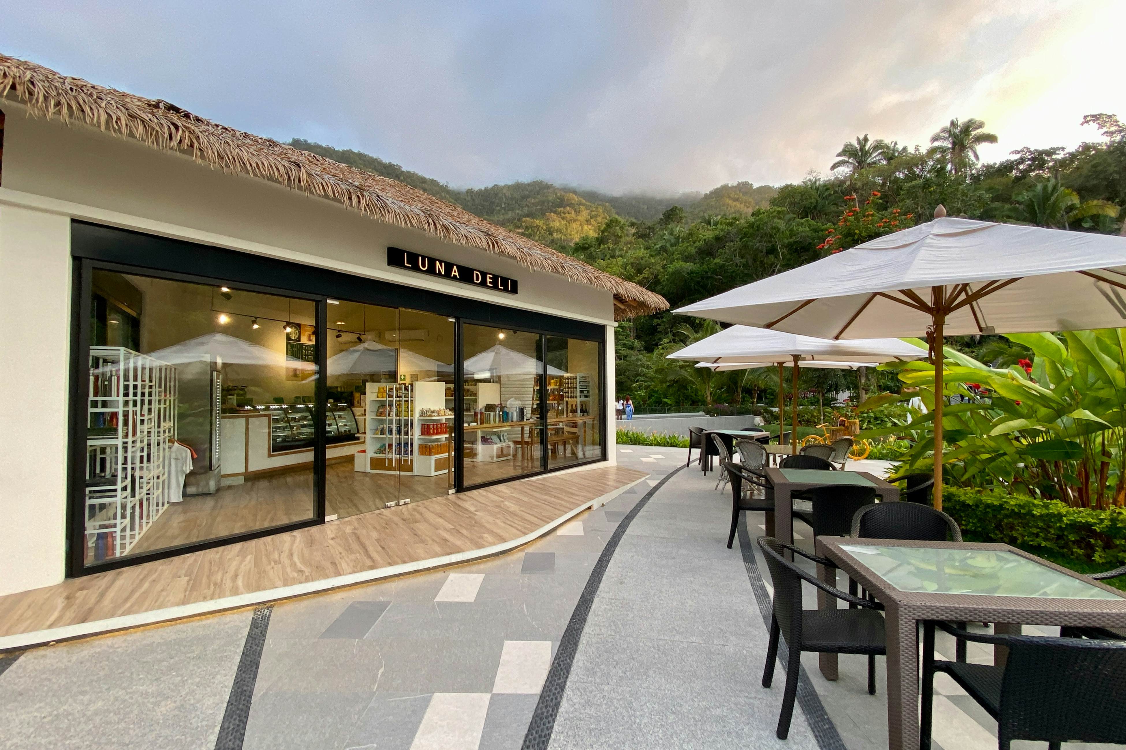 Garza Blanca Preserve Resort 2101 A/B 