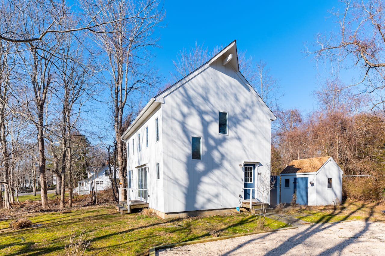 Elegant Hideaway 2 BD Southold, NY Vacation Rental Vacasa