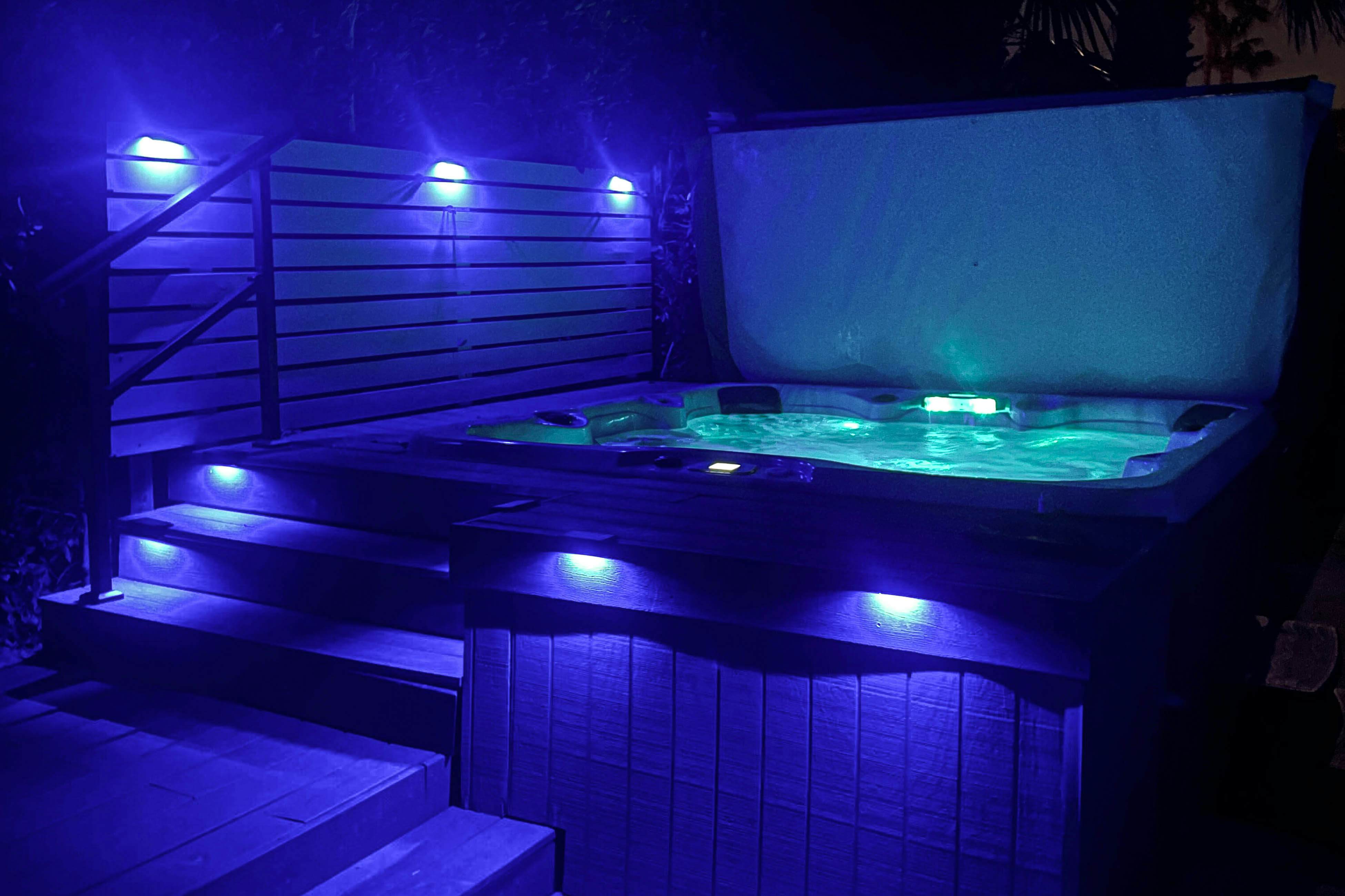 Iconic Mid-Century Modern Escape - 4729