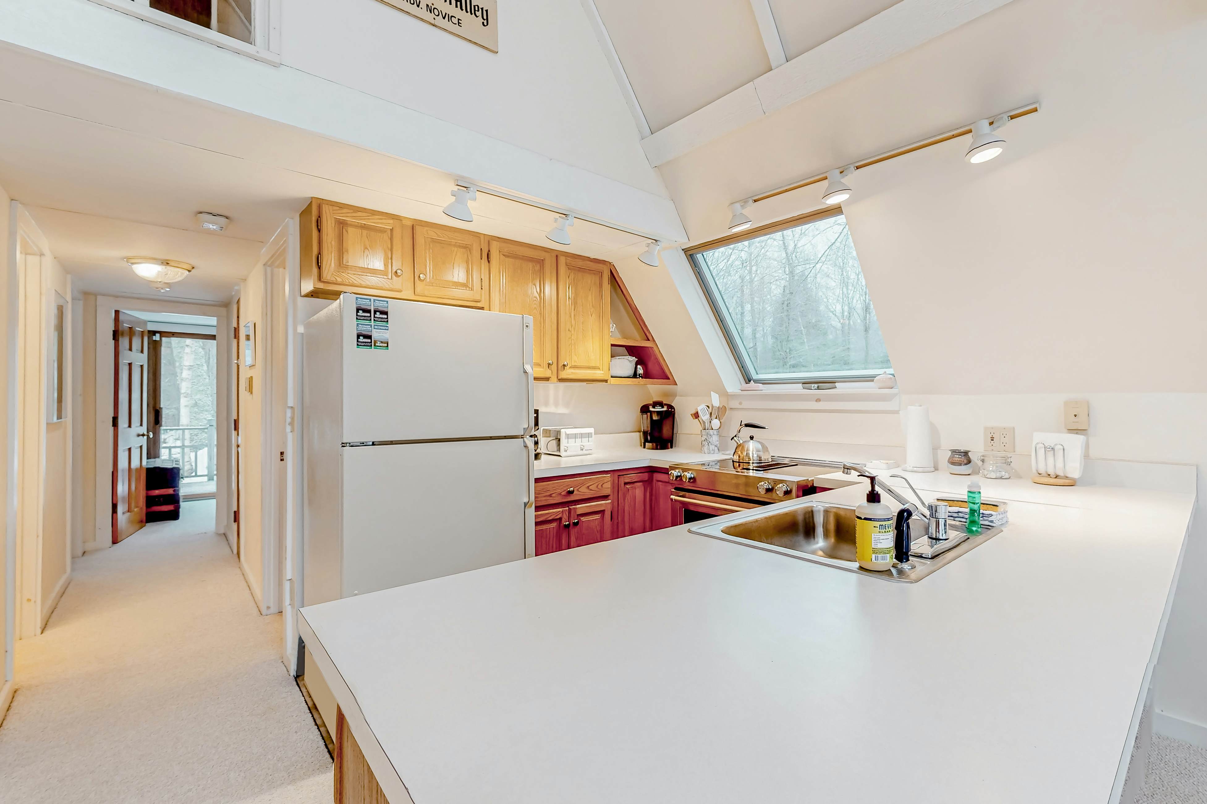 Mt Ellen Ski Chalet 3 BD Waitsfield, VT Vacation Rental Vacasa