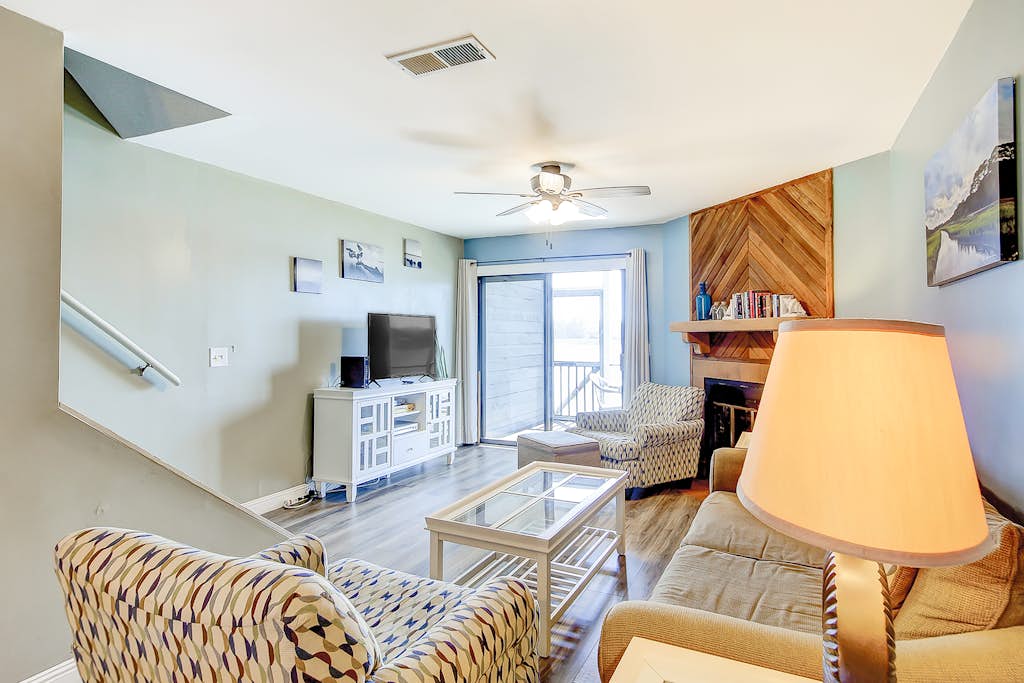 2-story riverfront condo with 2 balconies, outdoor pool, grills, river views, AC — Folly Beach, SC — vacation rental
