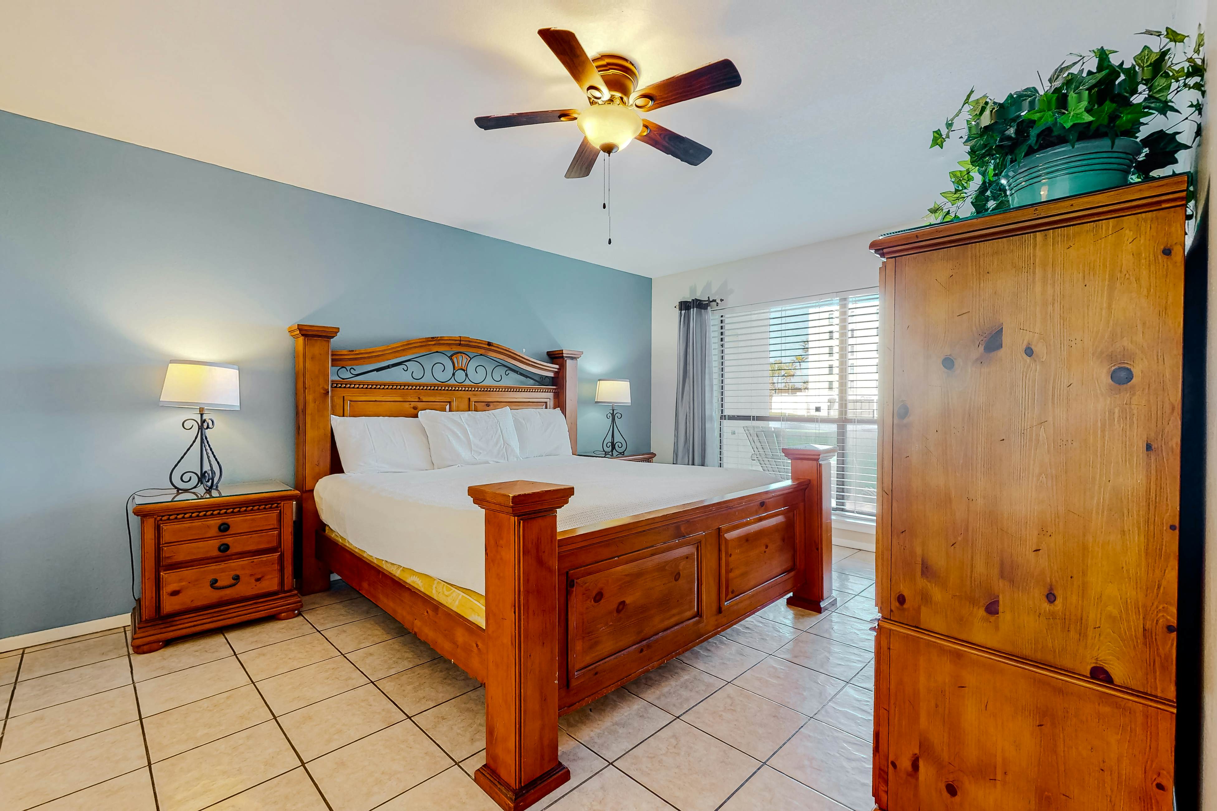 Saida Towers IV #4103