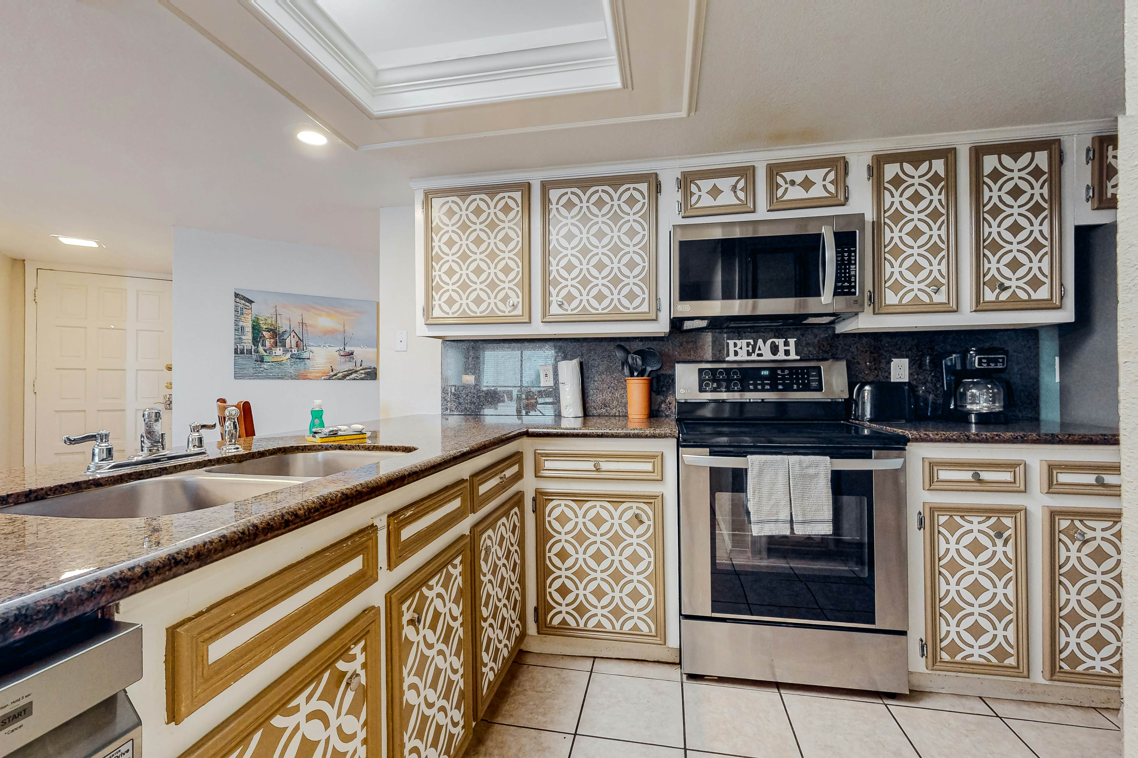 Saida Towers IV #4103