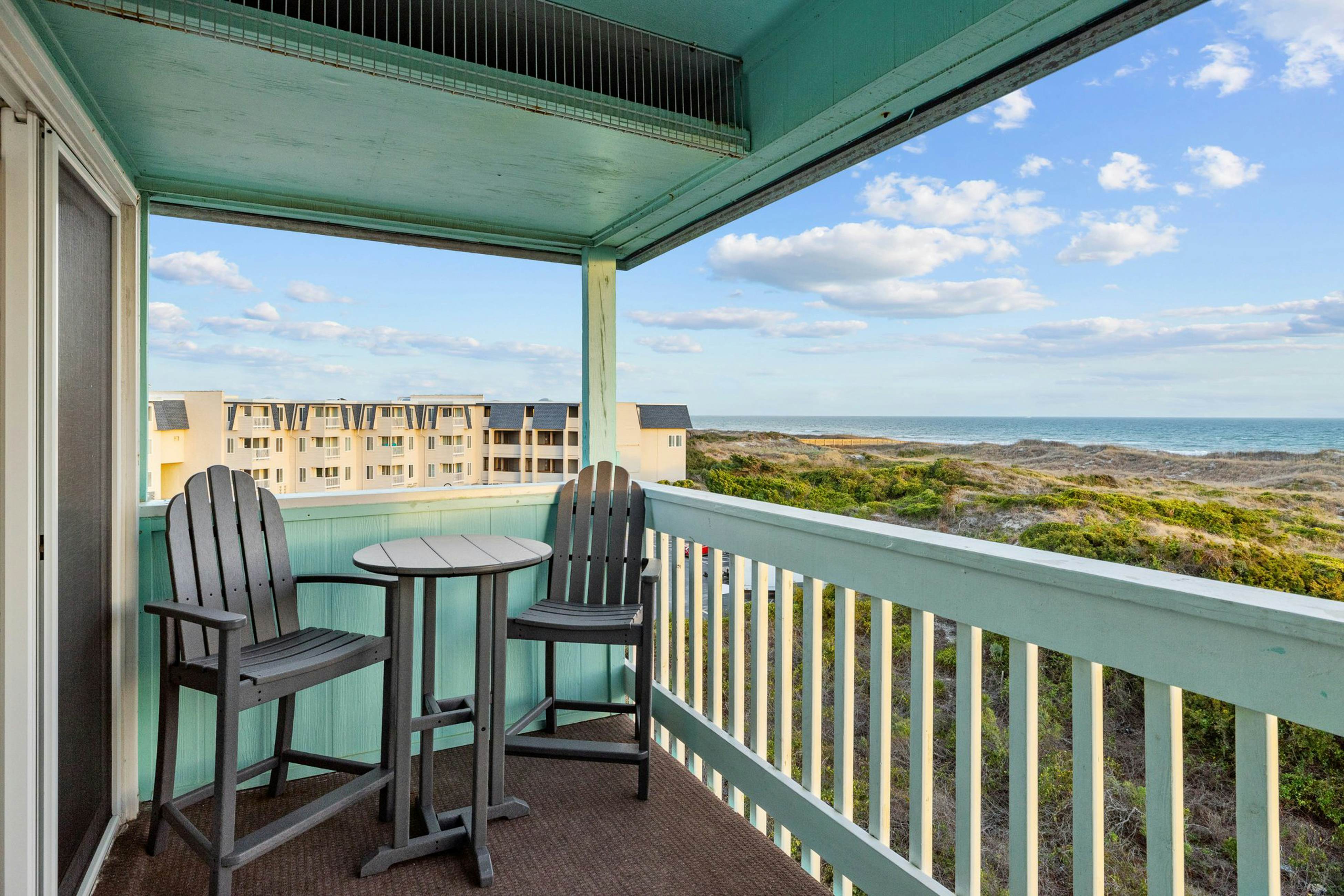 Seaspray 313 2 BD Atlantic Beach, NC Vacation Rental Vacasa