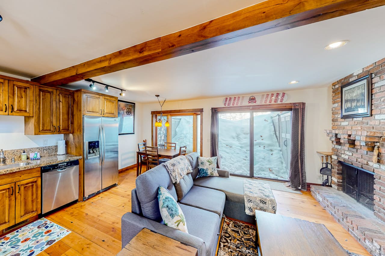 Ideal in Idaho 2 BD Ketchum, ID Vacation Rental Vacasa