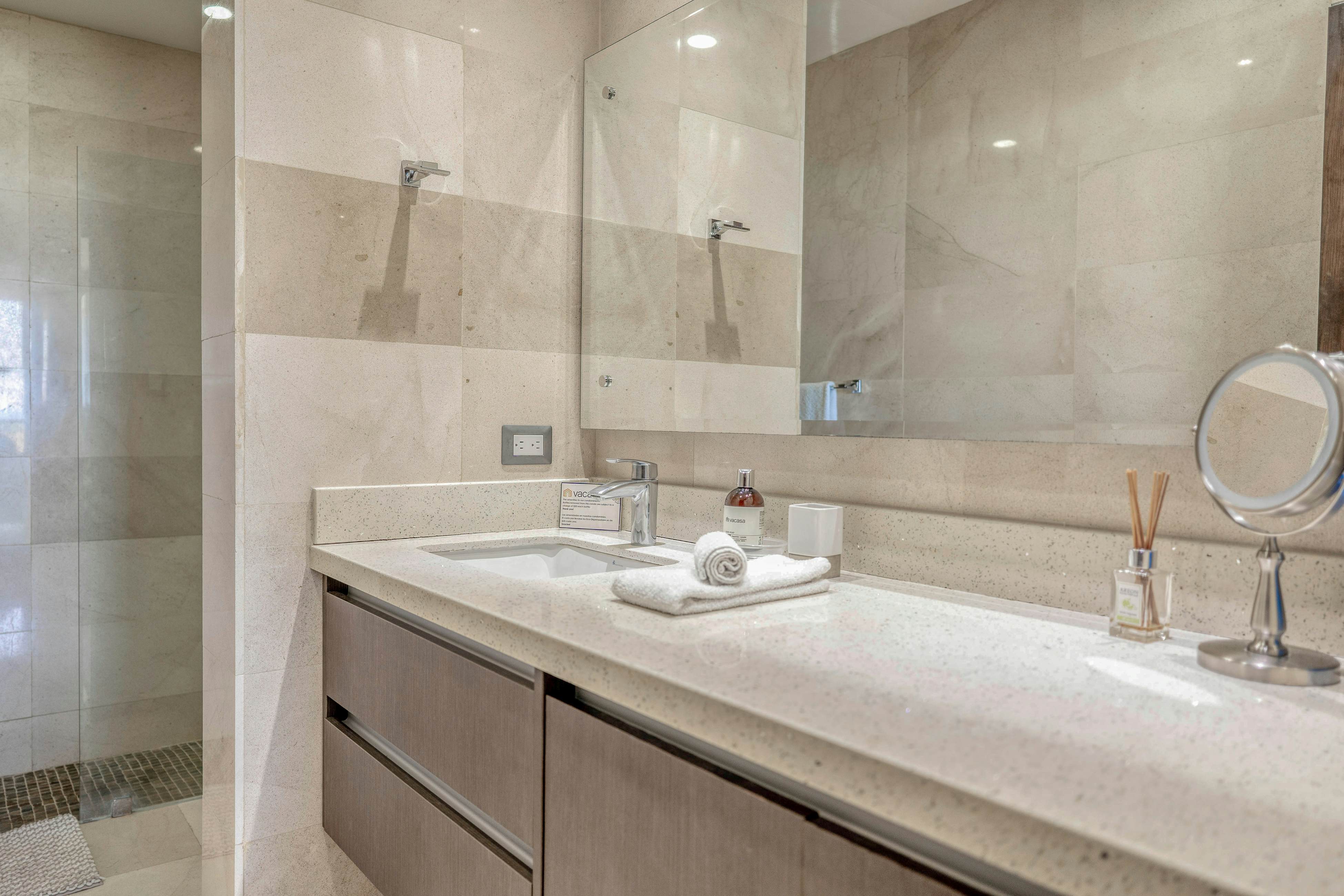 Altos de Montserrat 2  1