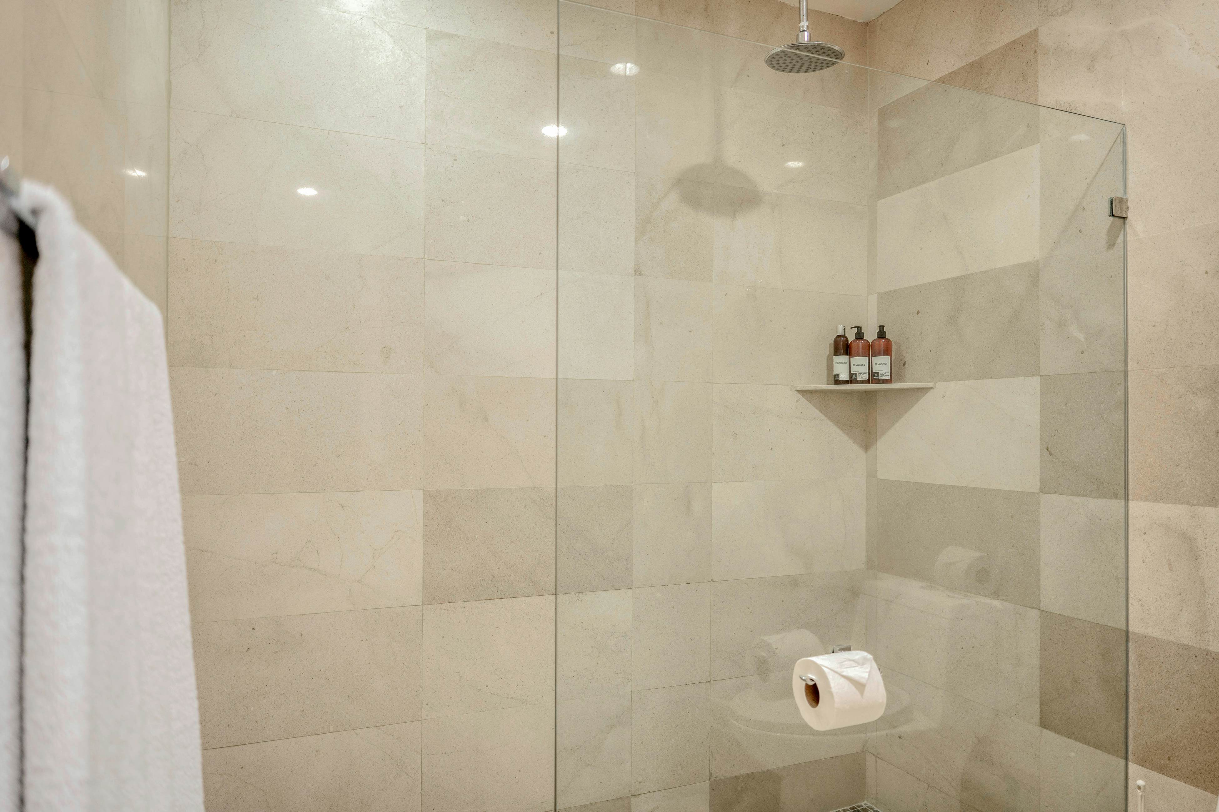 Altos de Montserrat 2  1