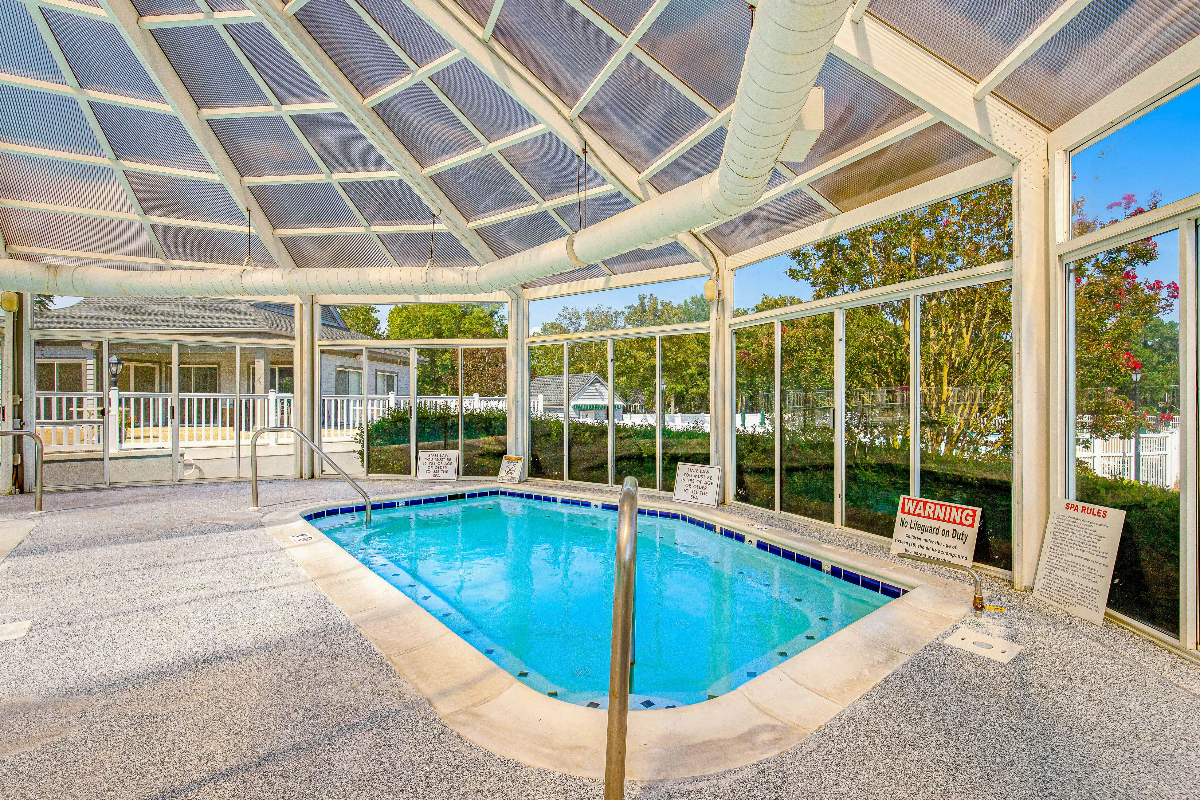 Salt Pond - 1 Heron Ct